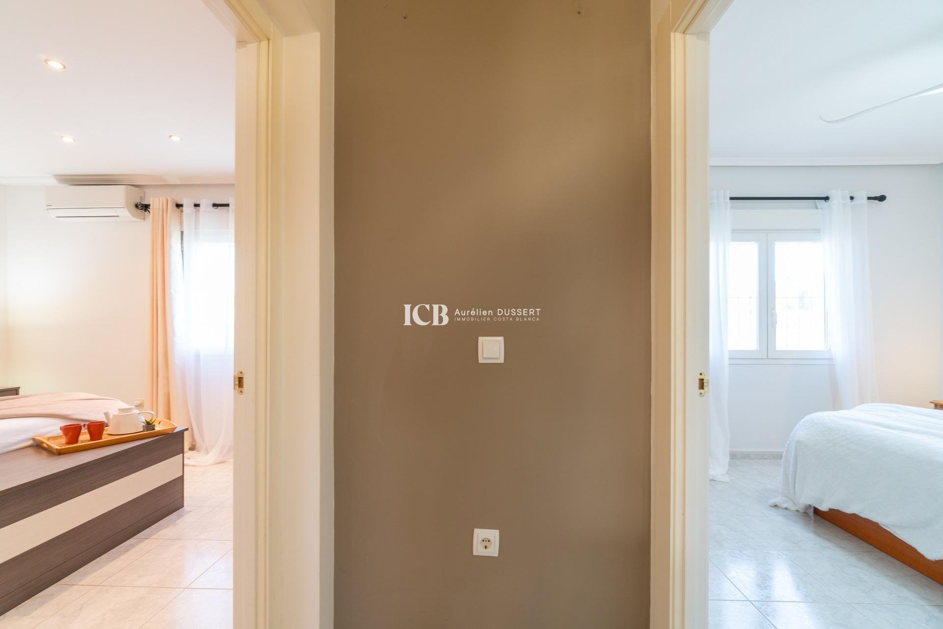 Reventa - Villa -
Orihuela Costa - Playa Flamenca