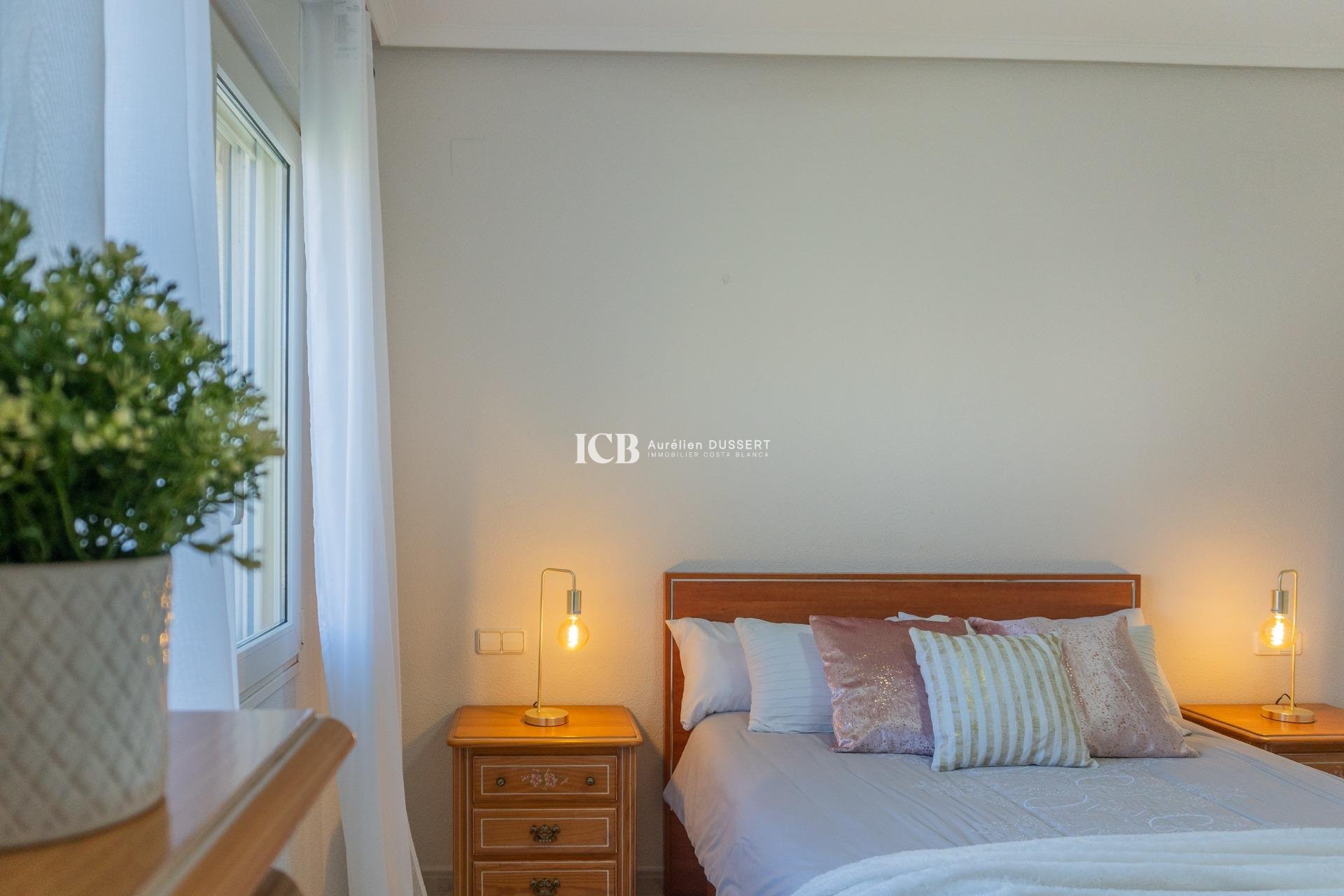 Reventa - Villa -
Orihuela Costa - Playa Flamenca
