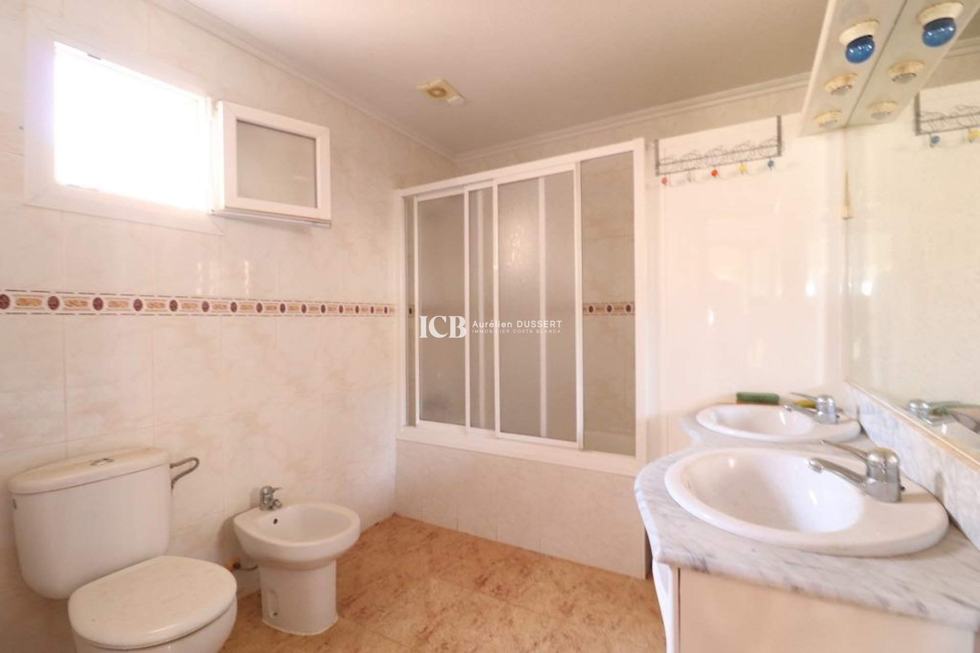 Reventa - Villa -
Orihuela Costa - Villamartín