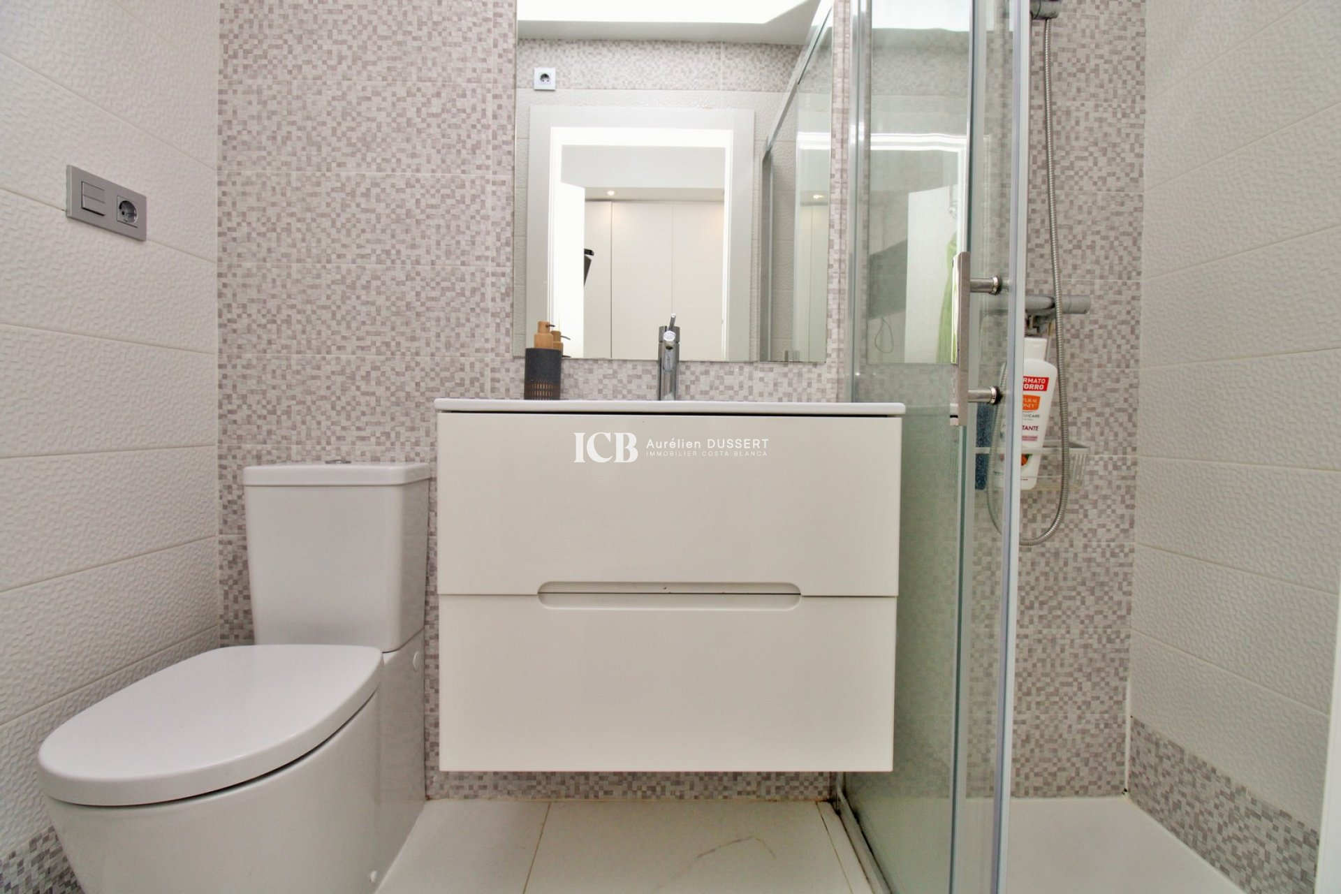 Reventa - Villa -
Orihuela Costa - Villamartín