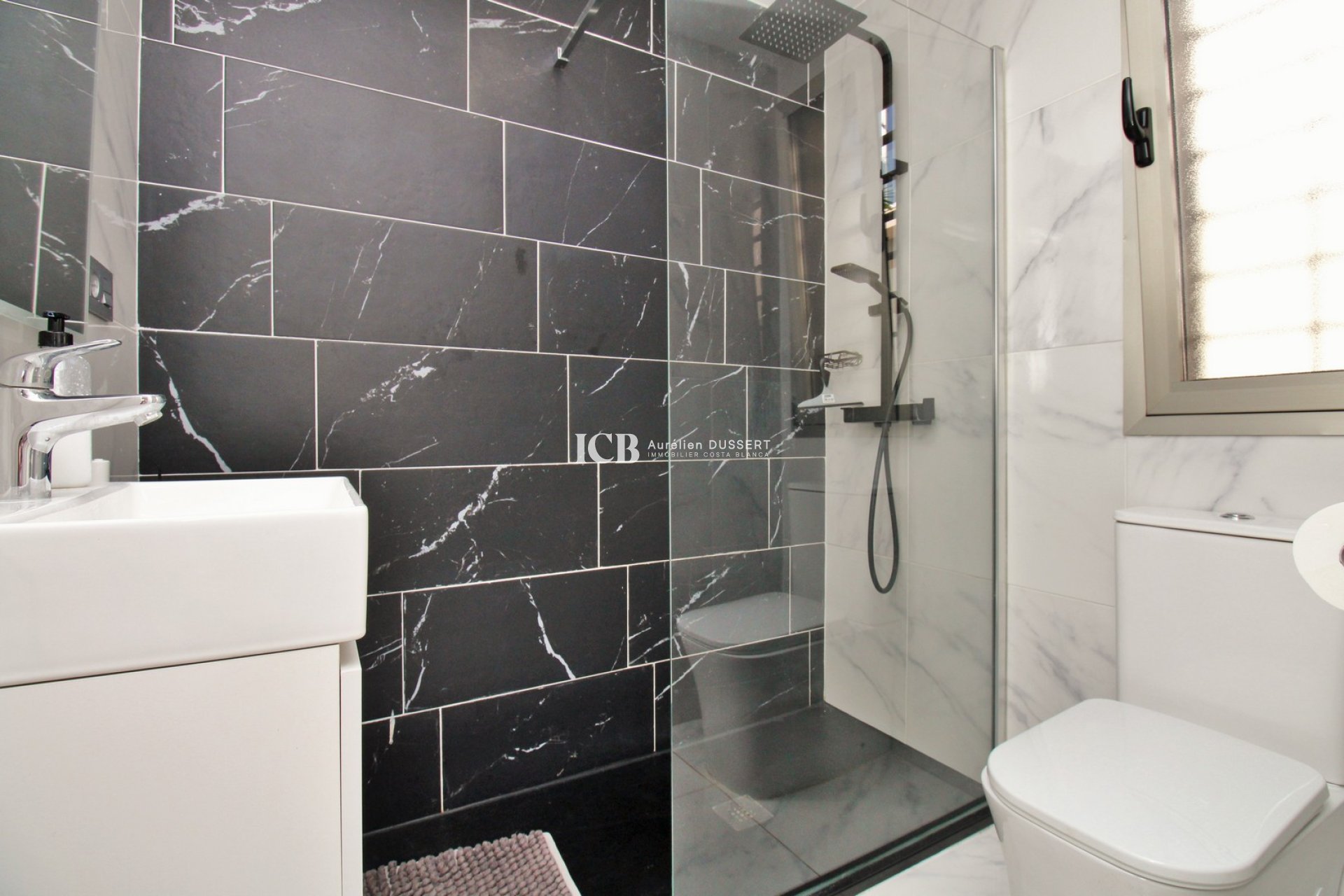 Reventa - Villa -
Orihuela Costa - Villamartín