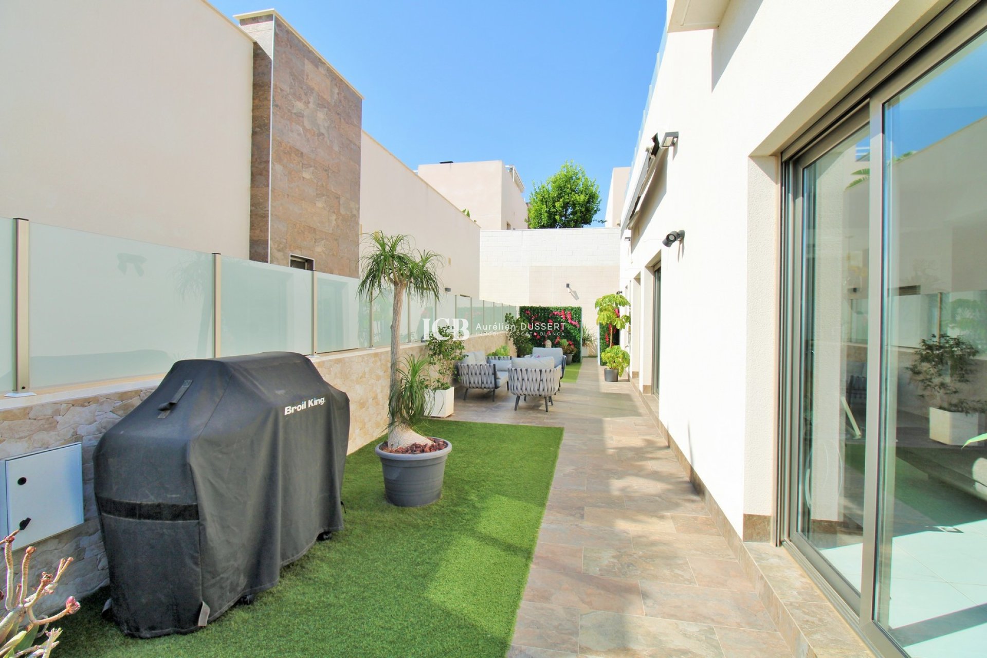 Reventa - Villa -
Orihuela Costa - Villamartín