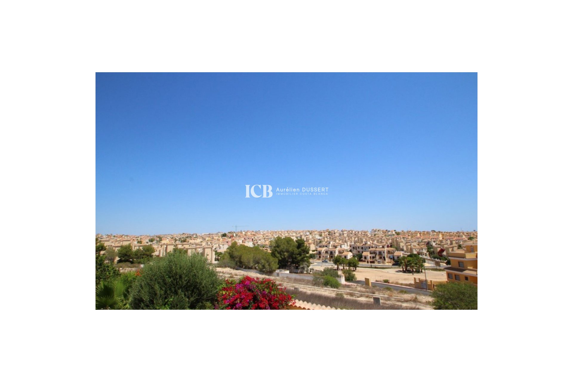 Reventa - Villa -
Orihuela Costa - Villamartín