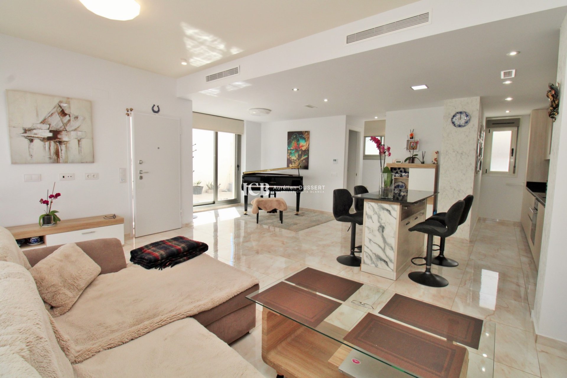 Reventa - Villa -
Orihuela Costa - Villamartín
