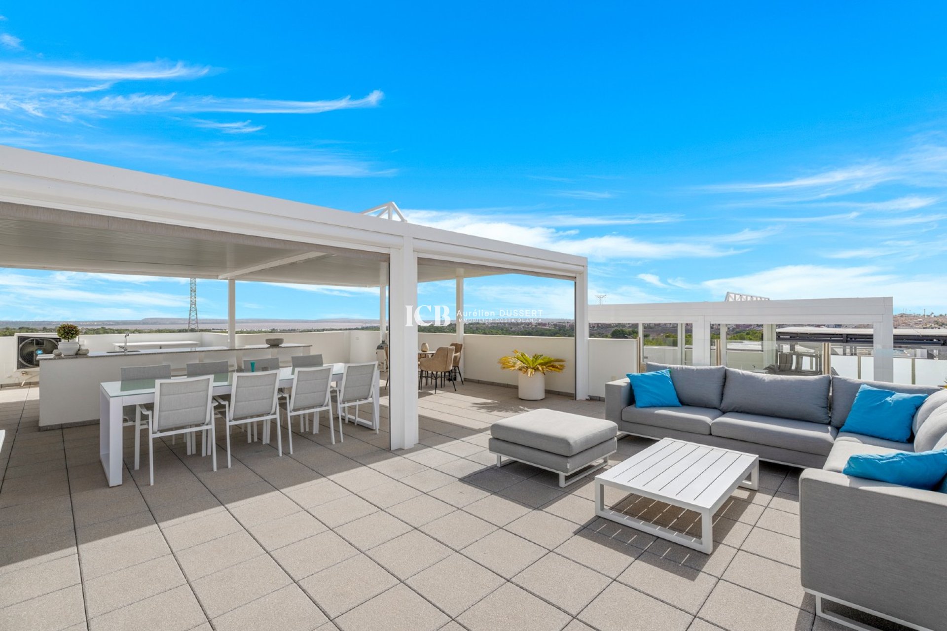 Reventa - Villa -
Orihuela Costa - Villamartín