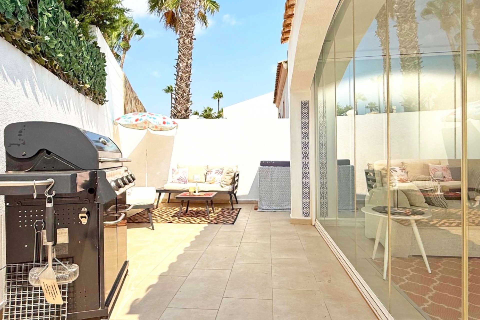 Reventa - Villa -
Orihuela Costa - Villamartín