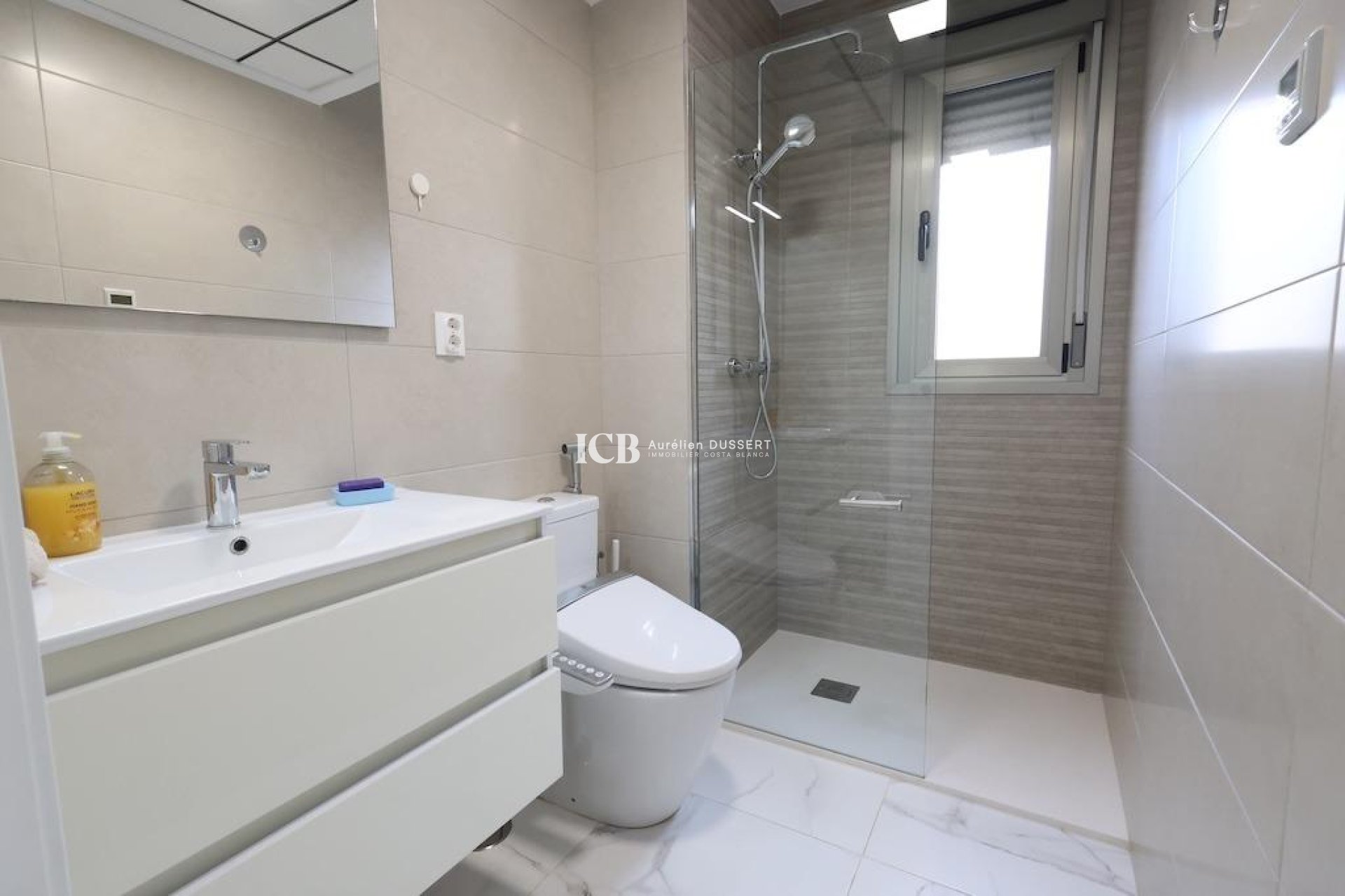 Reventa - Villa -
Orihuela Costa - Villamartín