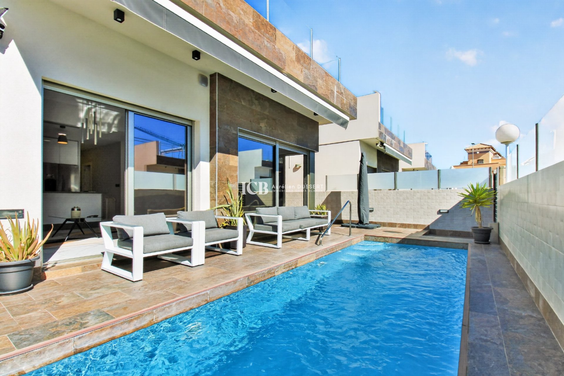 Reventa - Villa -
Orihuela Costa - Villamartín