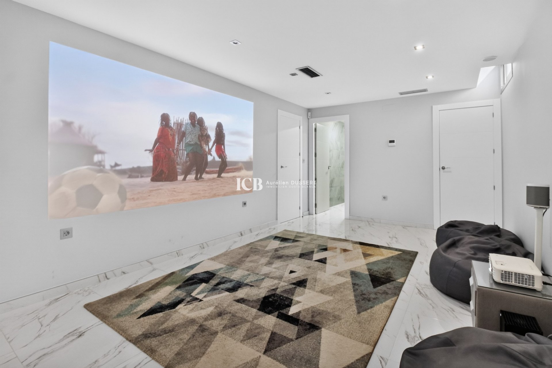 Reventa - Villa -
Orihuela Costa - Villamartín