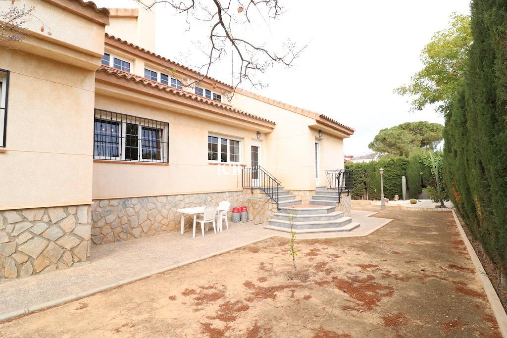 Reventa - Villa -
Pilar de la Horadada - RioMar