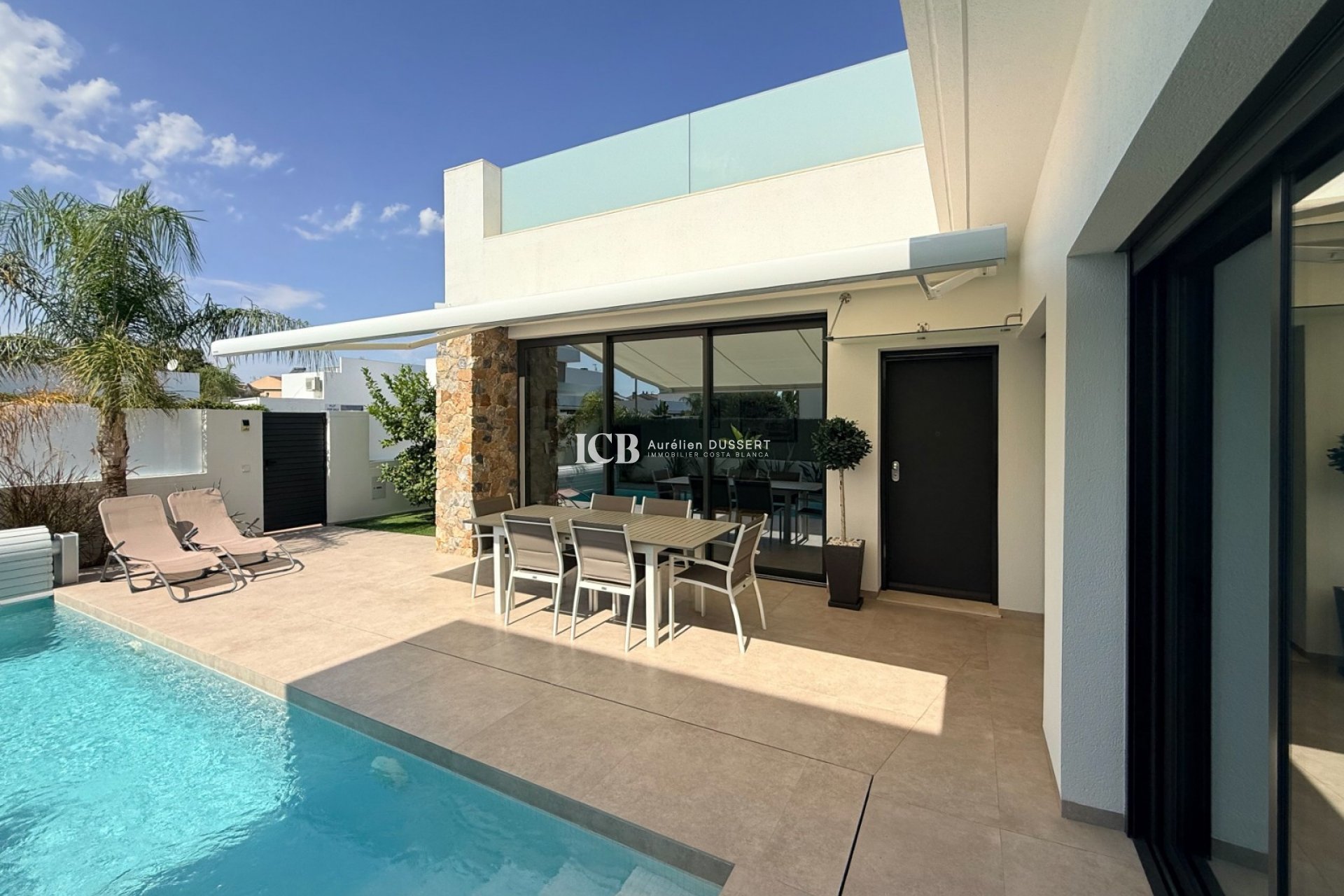 Reventa - Villa -
Santiago de la ribera - San Javier
