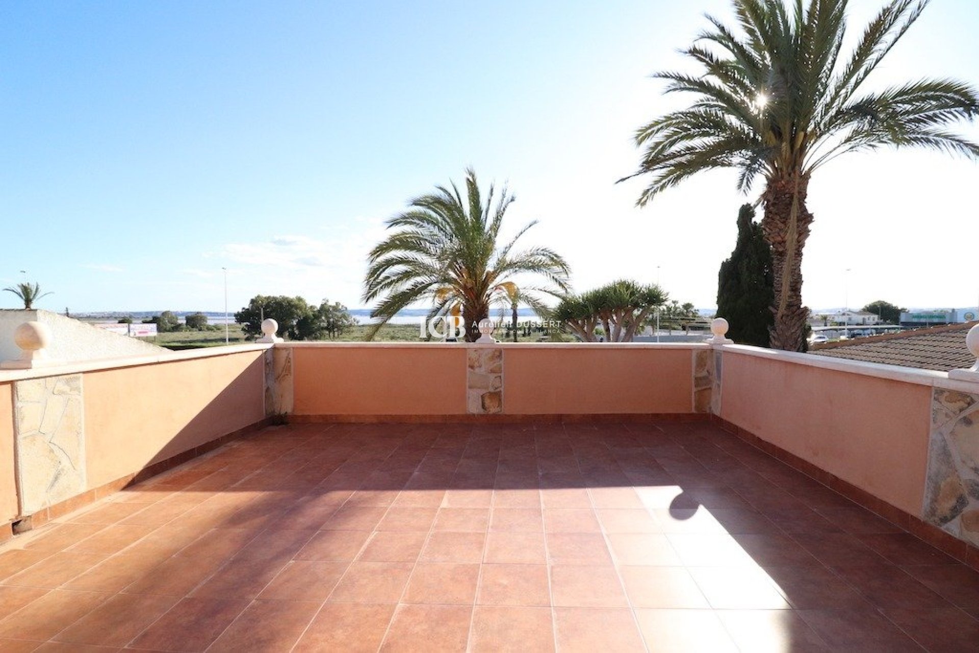 Reventa - Villa -
Torrevieja - El chaparral