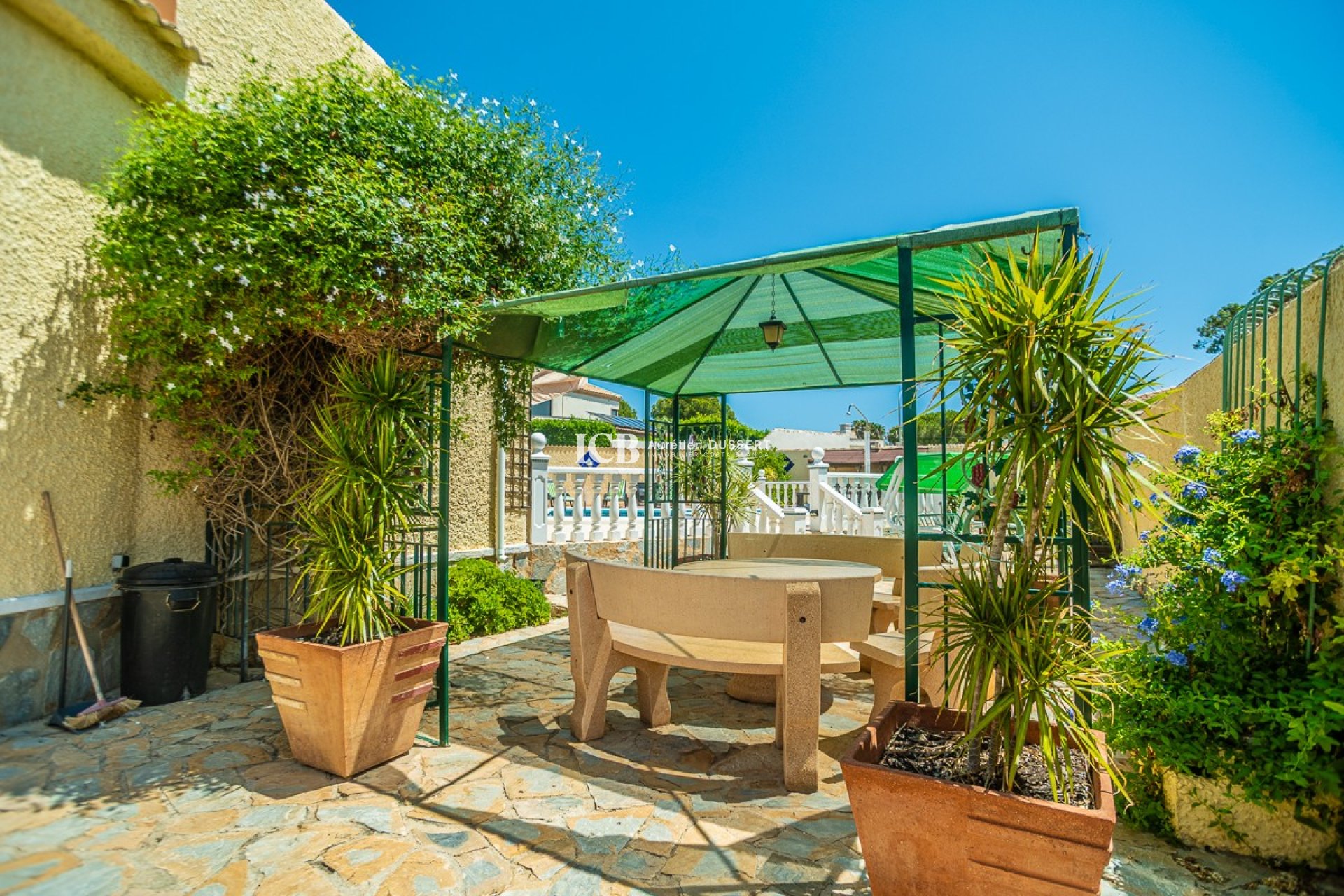 Reventa - Villa -
Torrevieja - La Siesta