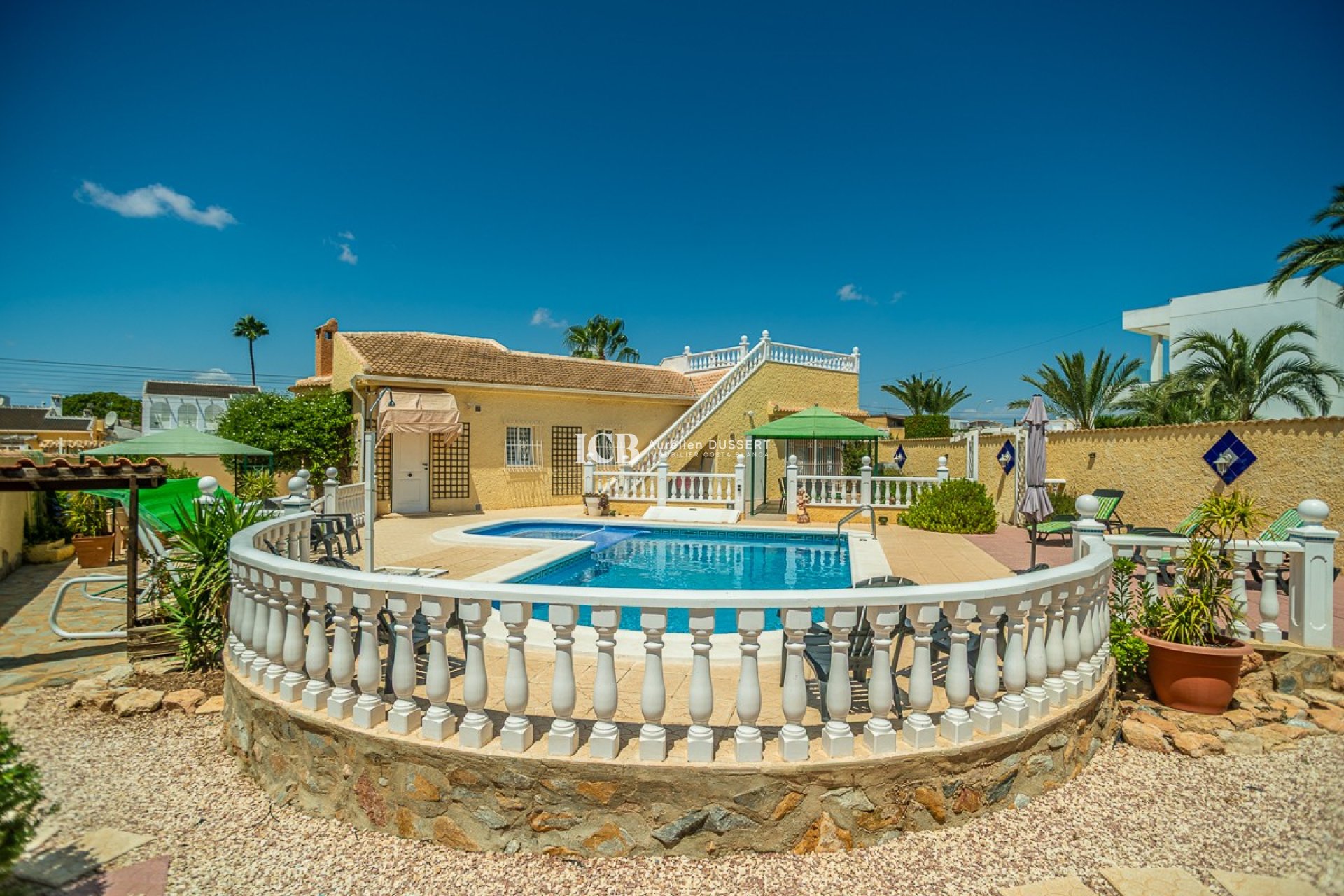 Reventa - Villa -
Torrevieja - La Siesta