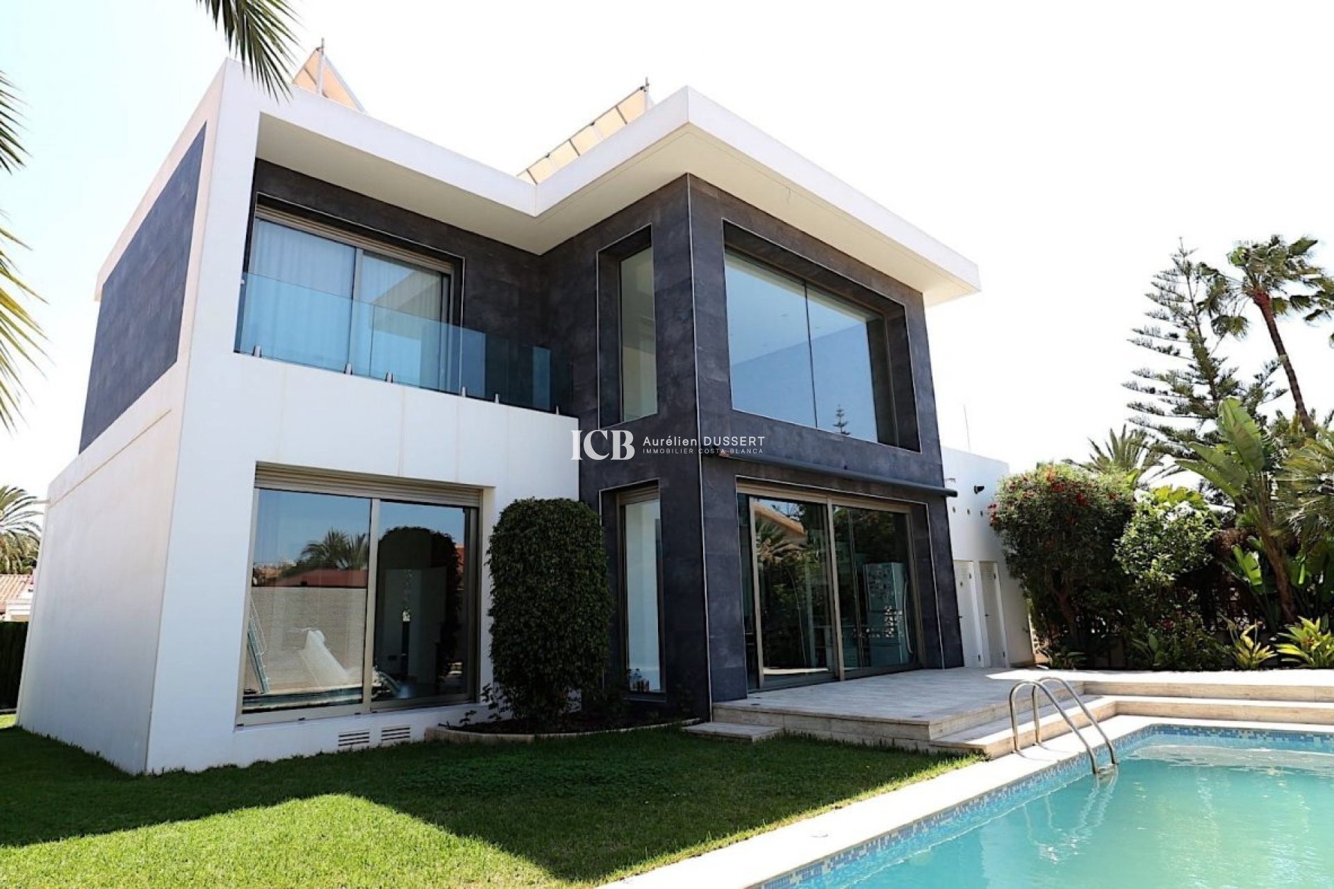 Reventa - Villa -
Torrevieja - Los Angeles