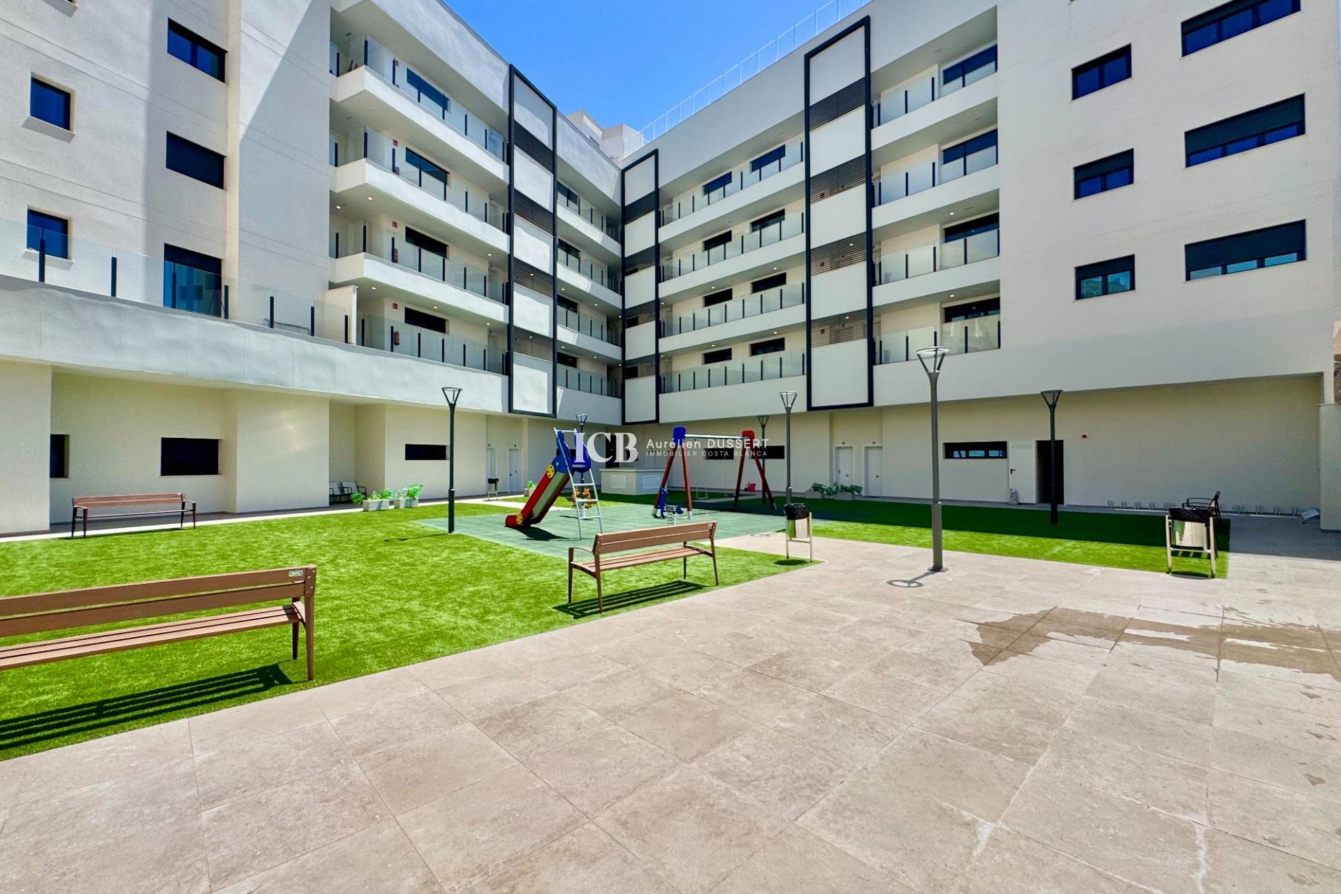 Revente - Appartement -
Alicante