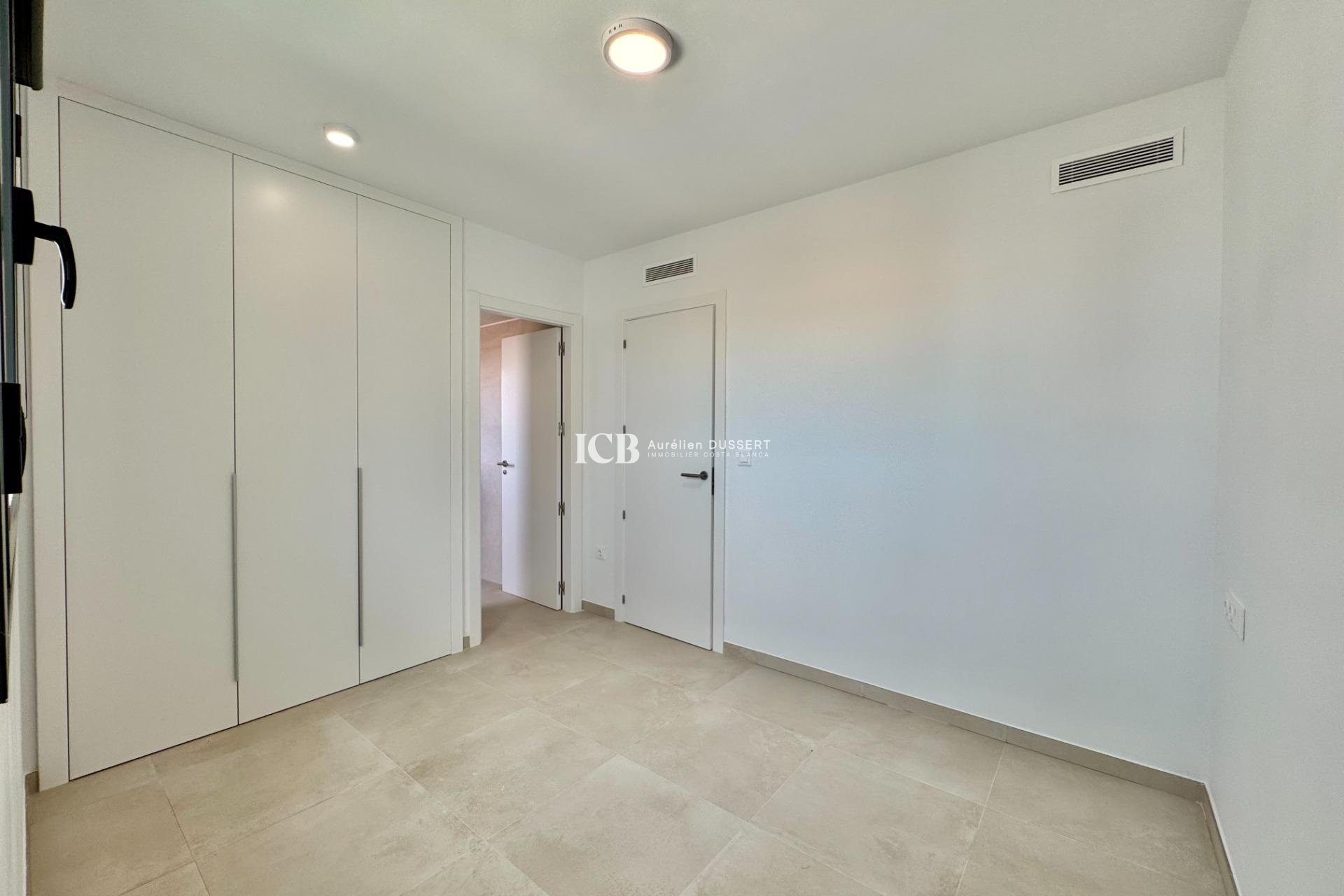 Revente - Appartement -
Alicante