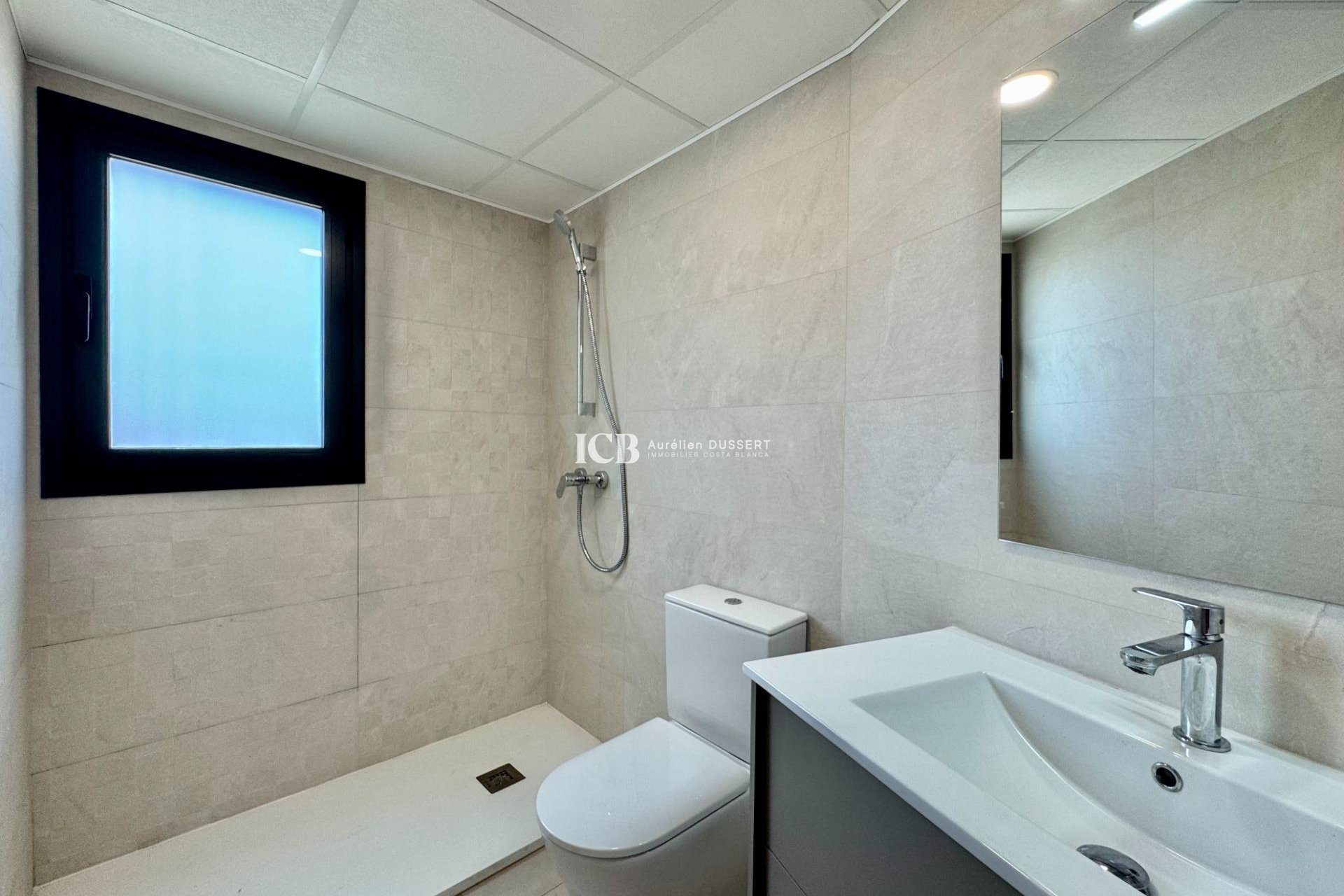 Revente - Appartement -
Alicante