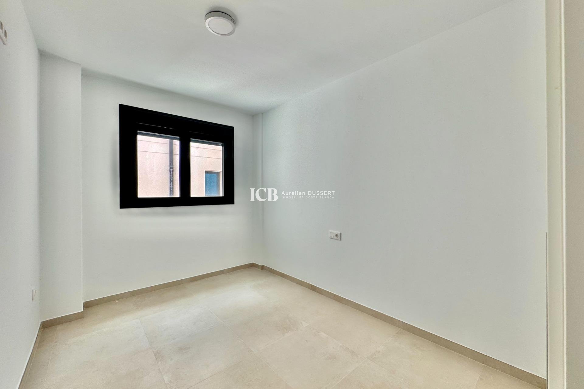 Revente - Appartement -
Alicante