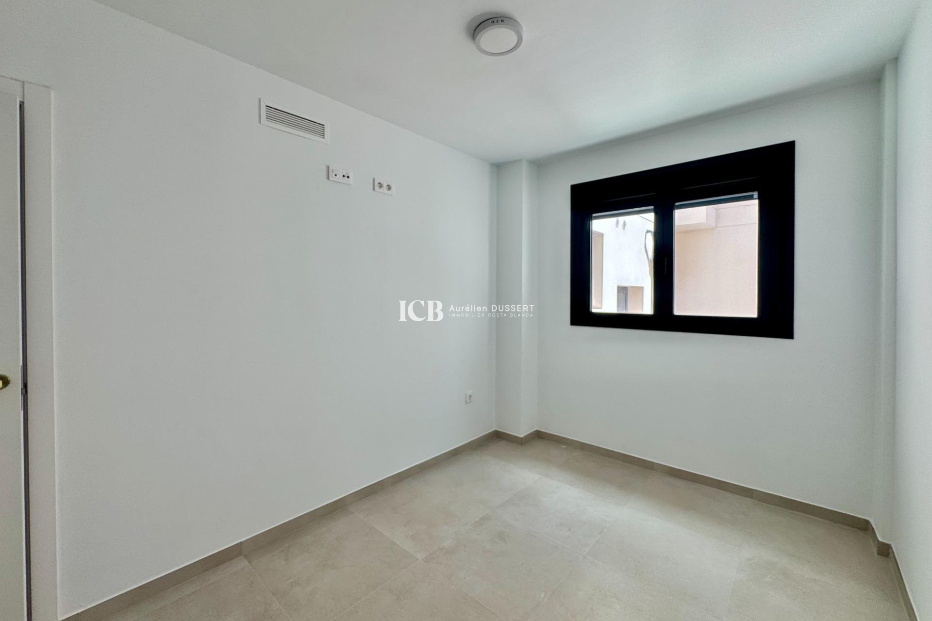 Revente - Appartement -
Alicante
