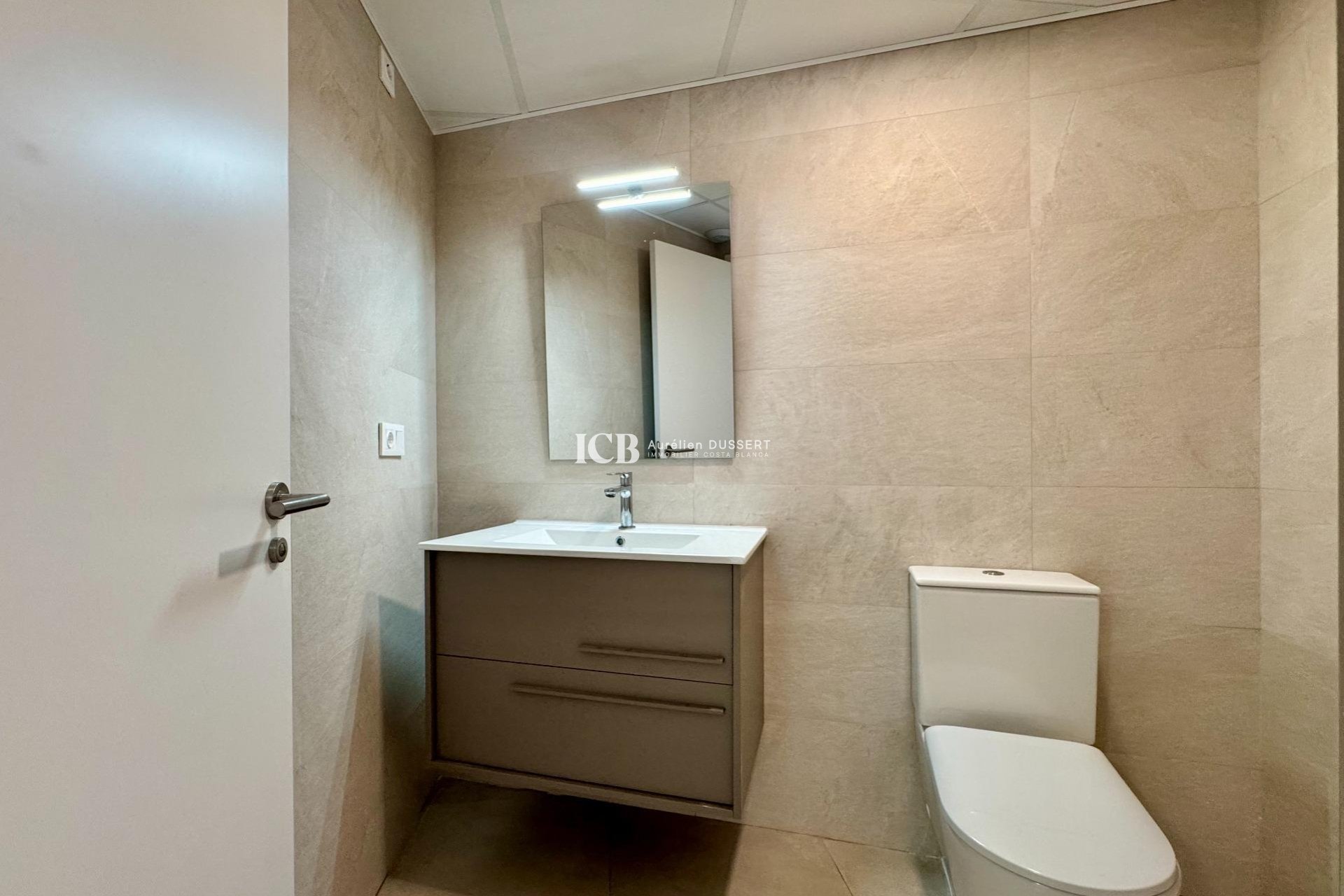Revente - Appartement -
Alicante