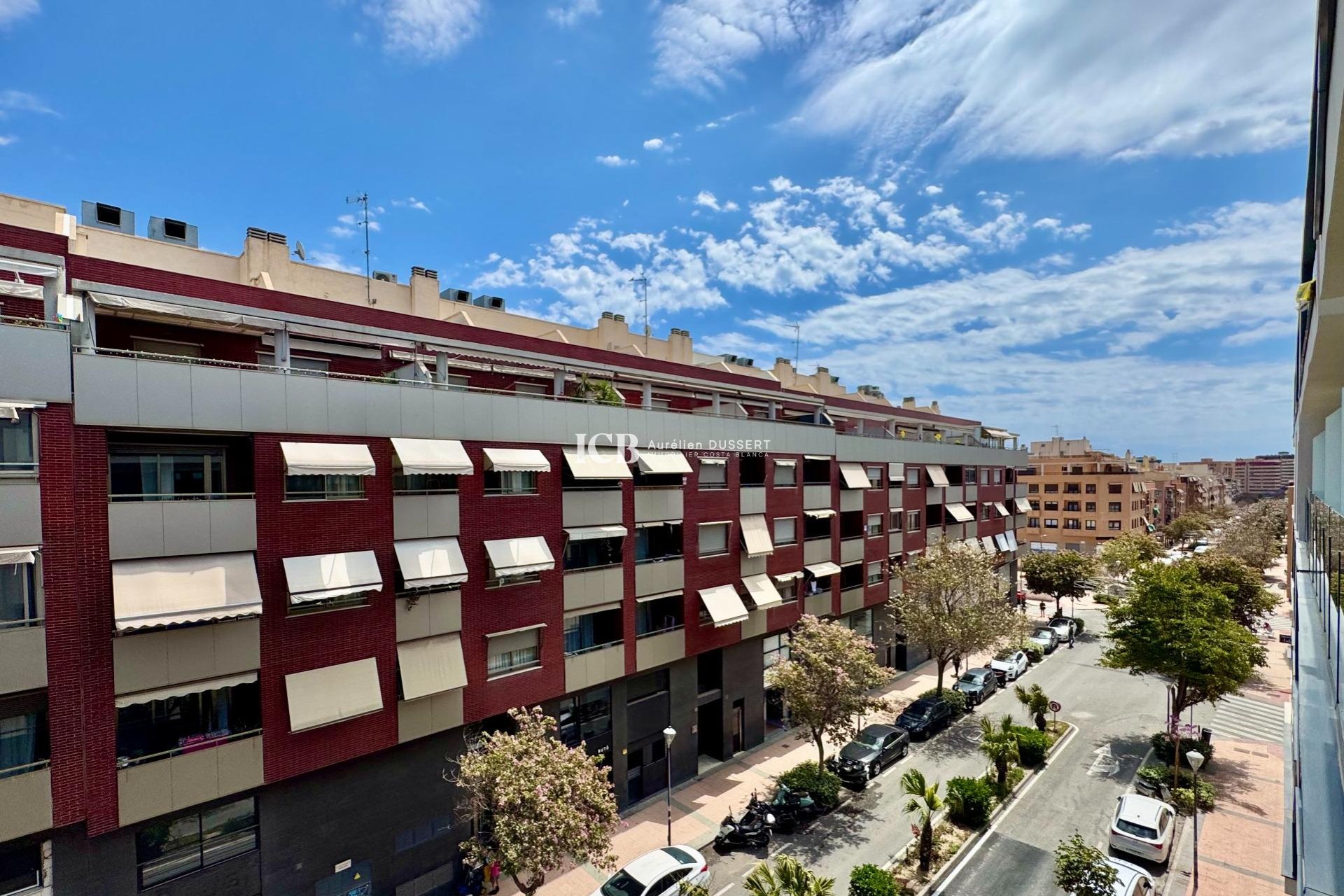 Revente - Appartement -
Alicante