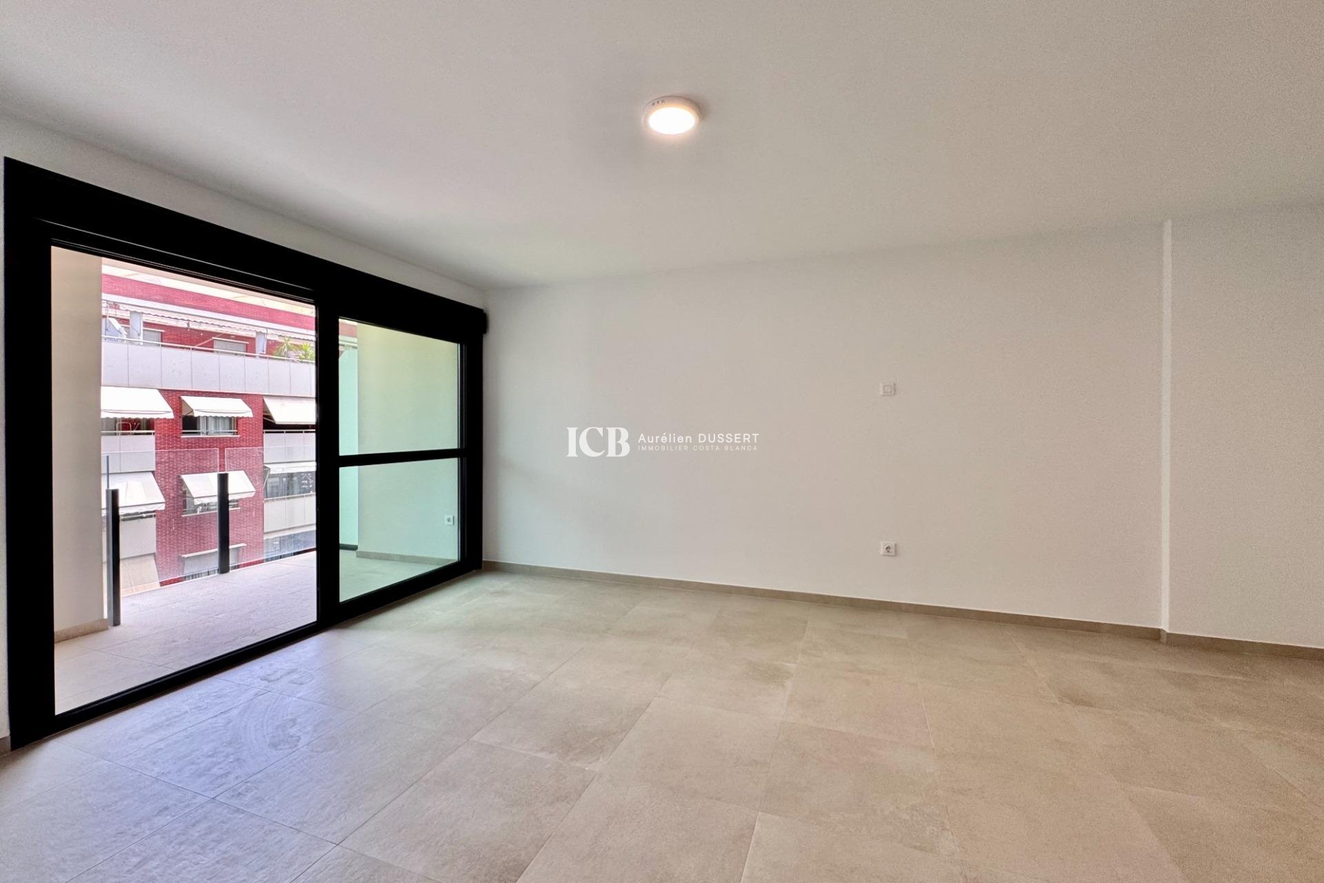 Revente - Appartement -
Alicante