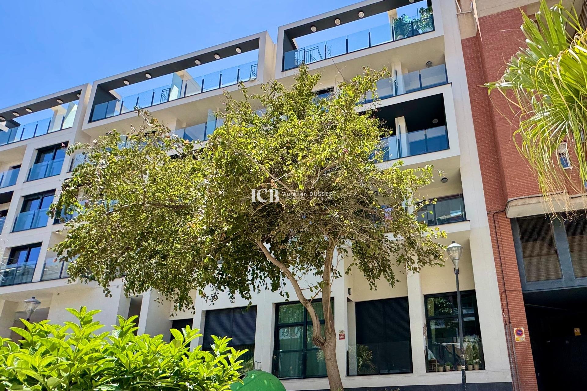 Revente - Appartement -
Alicante