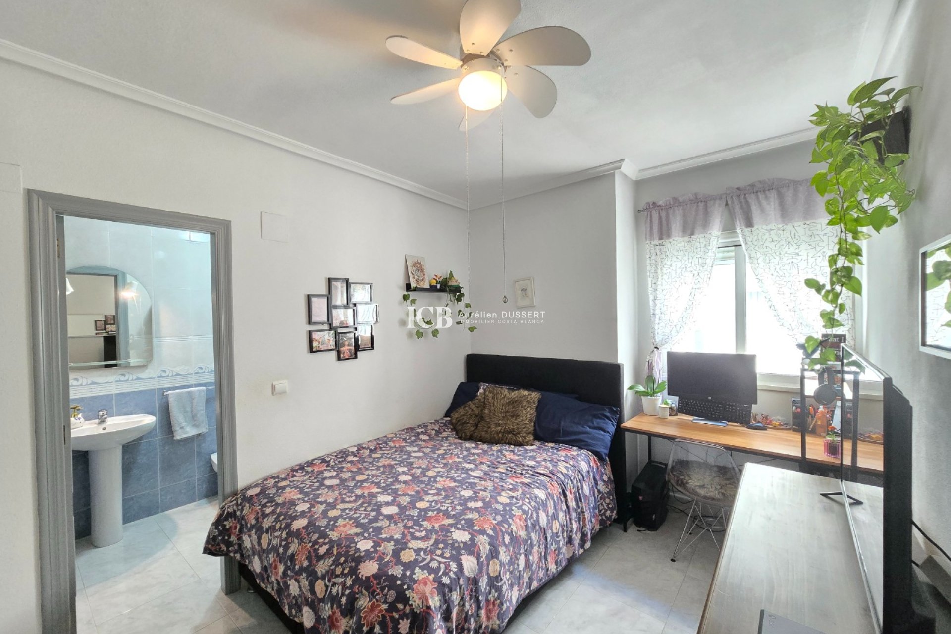 Revente - Appartement -
Los Montesinos - Centro