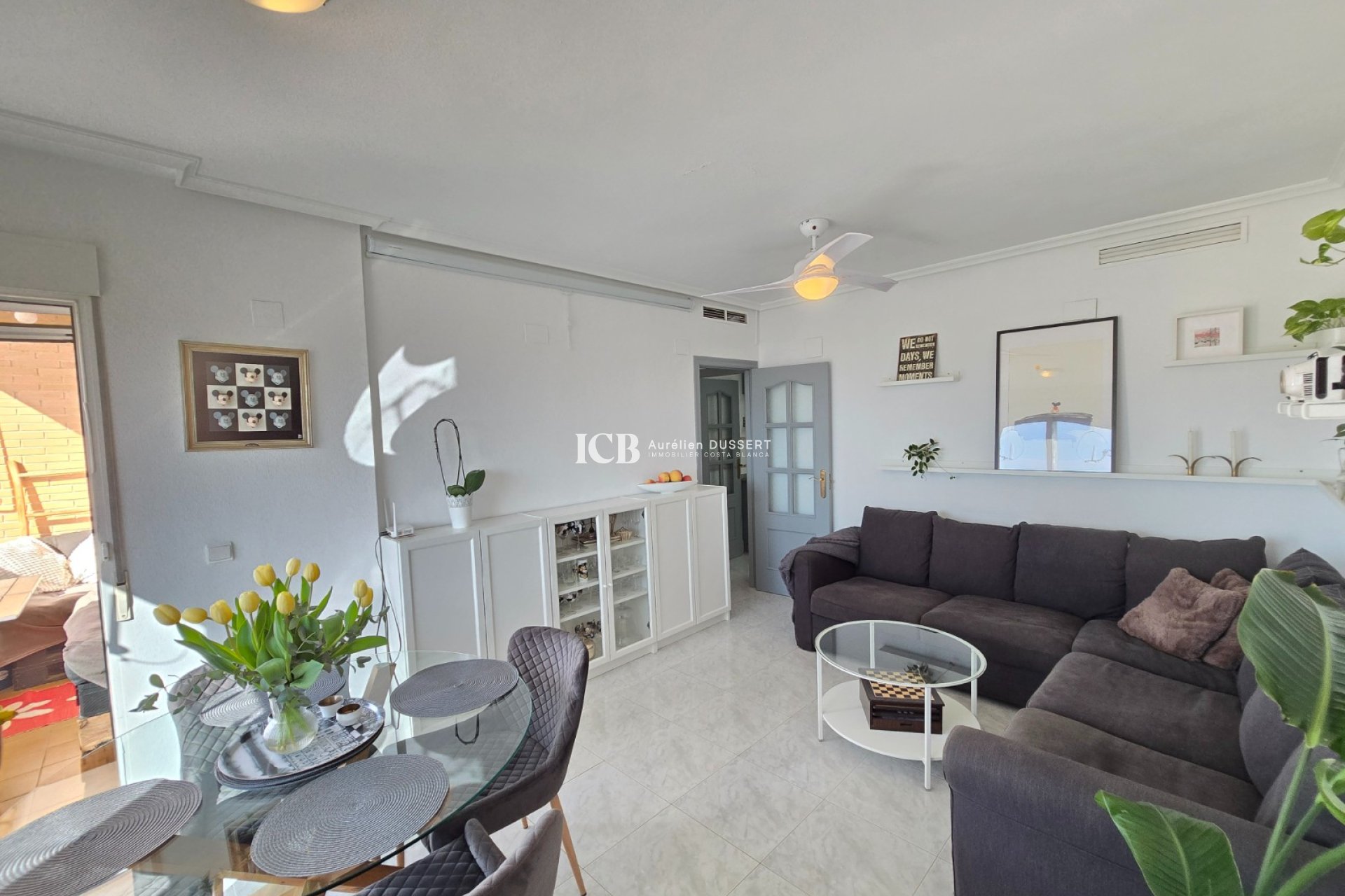 Revente - Appartement -
Los Montesinos - Centro