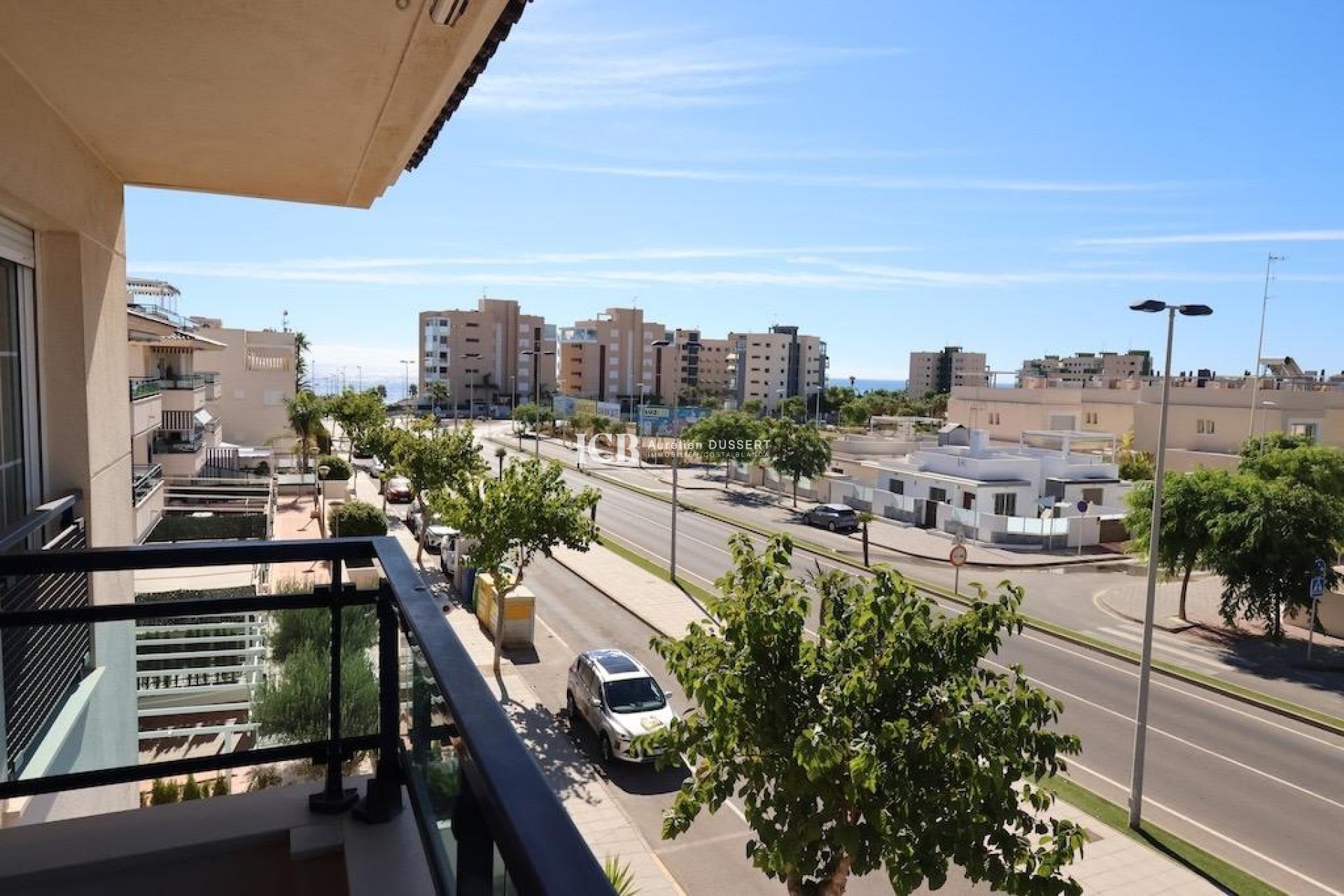 Revente - Appartement -
Mil Palmeras