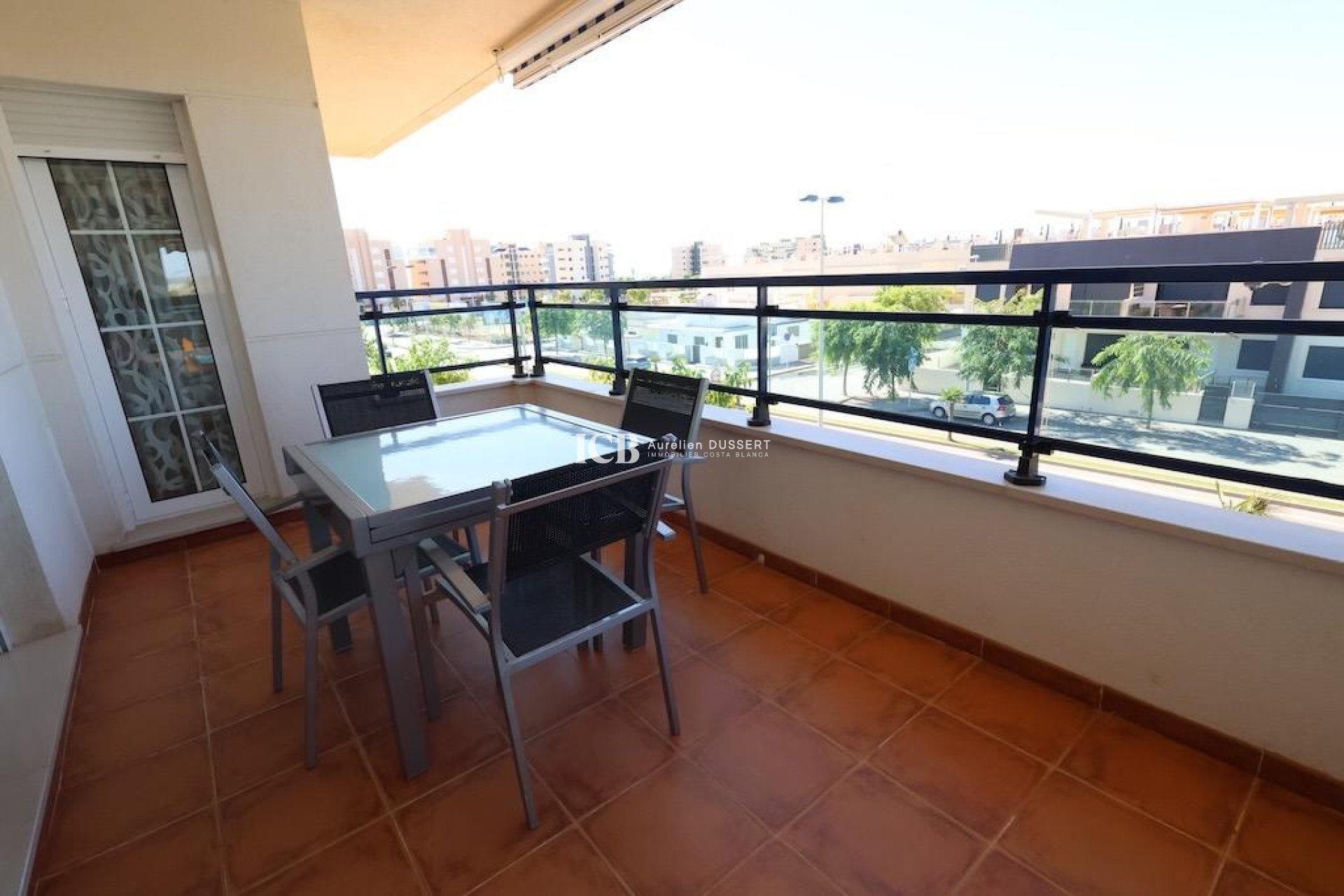 Revente - Appartement -
Mil Palmeras