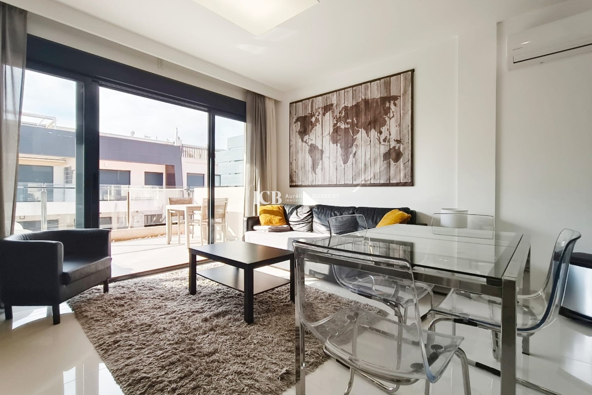 Revente - Appartement -
Mil Palmeras