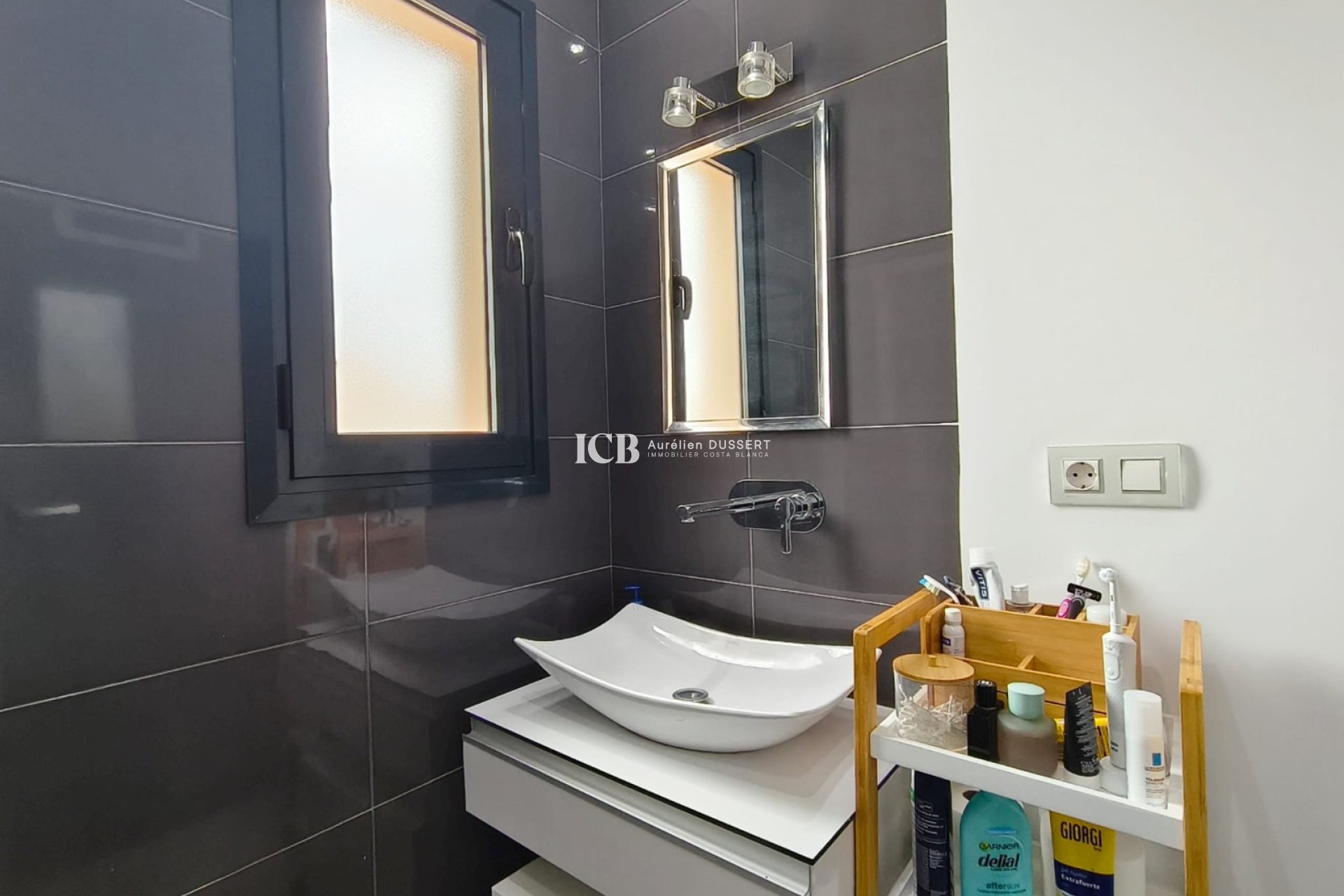 Revente - Appartement -
Mil Palmeras