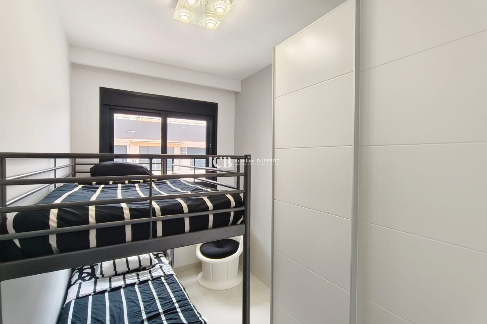 Revente - Appartement -
Mil Palmeras