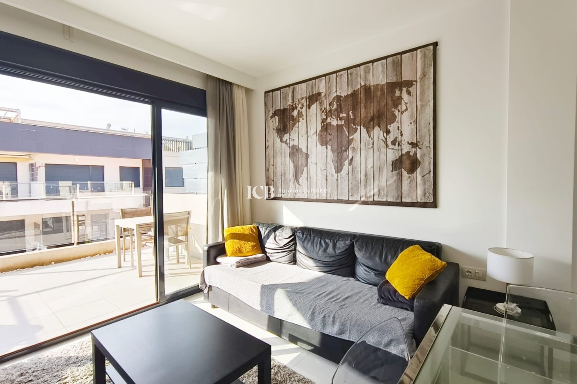 Revente - Appartement -
Mil Palmeras