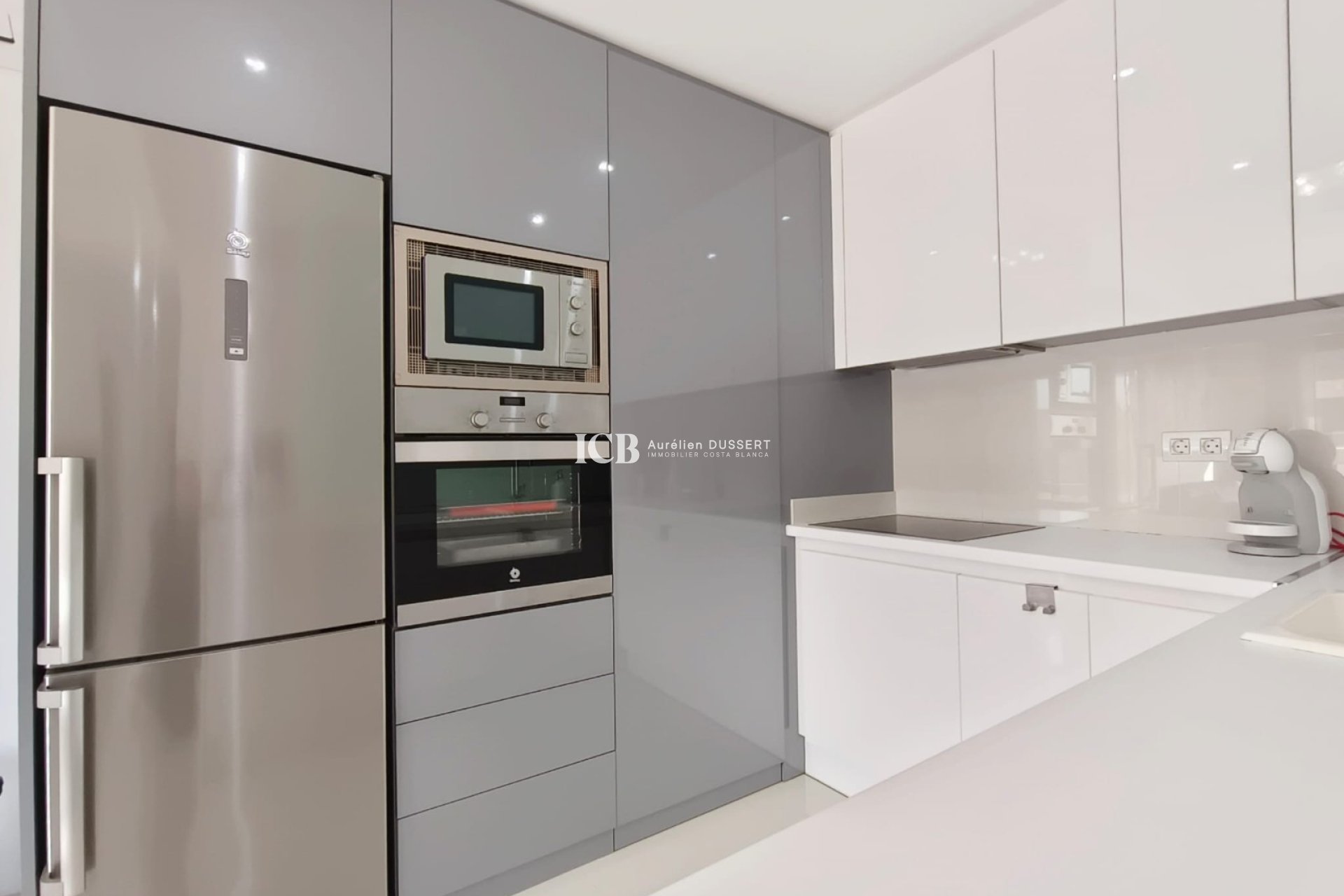 Revente - Appartement -
Mil Palmeras