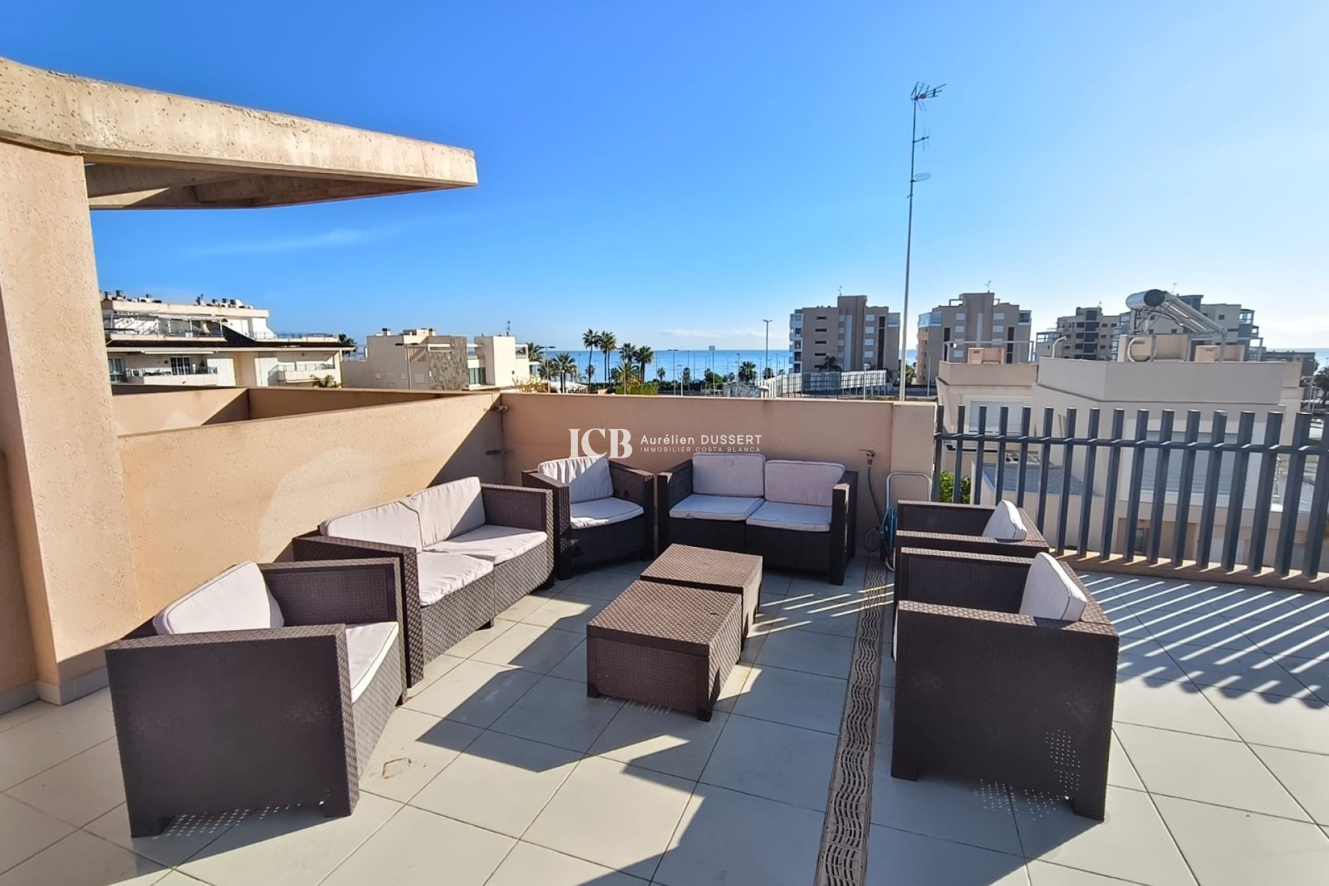 Revente - Appartement -
Mil Palmeras