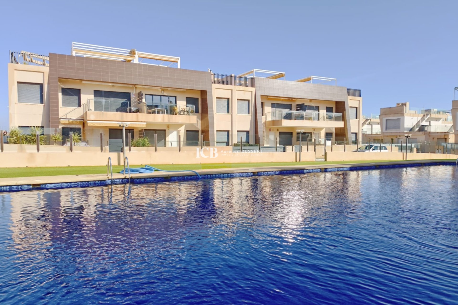 Revente - Appartement -
Mil Palmeras