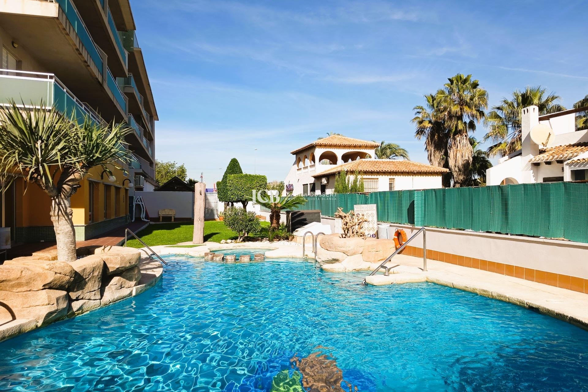 Revente - Appartement -
Orihuela Costa - Cabo Roig
