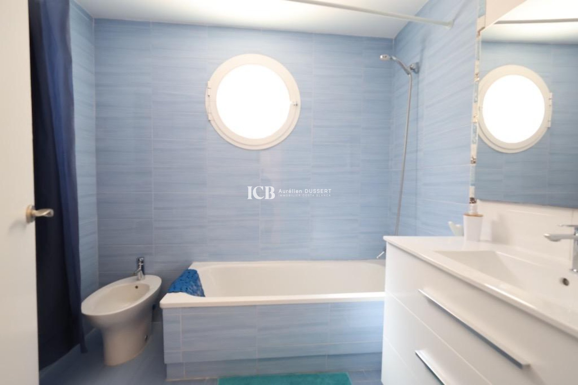 Revente - Appartement -
Orihuela Costa - Campoamor