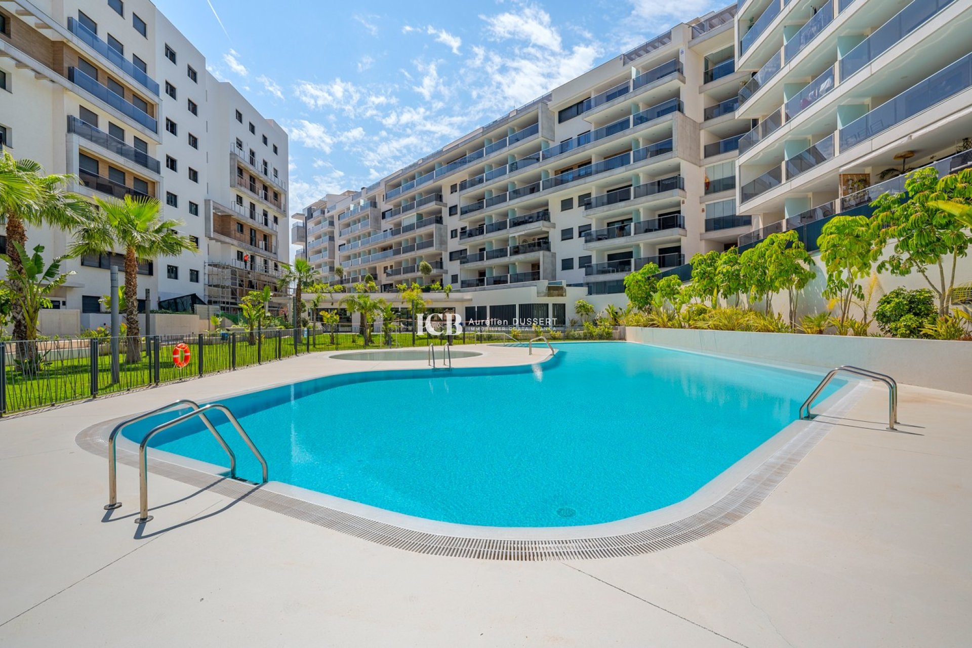 Revente - Appartement -
Orihuela Costa - Campoamor