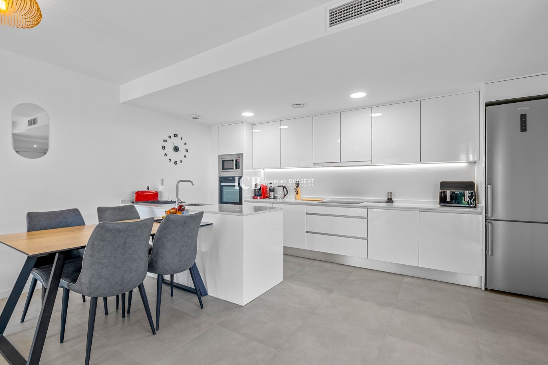 Revente - Appartement -
Orihuela Costa - Campoamor