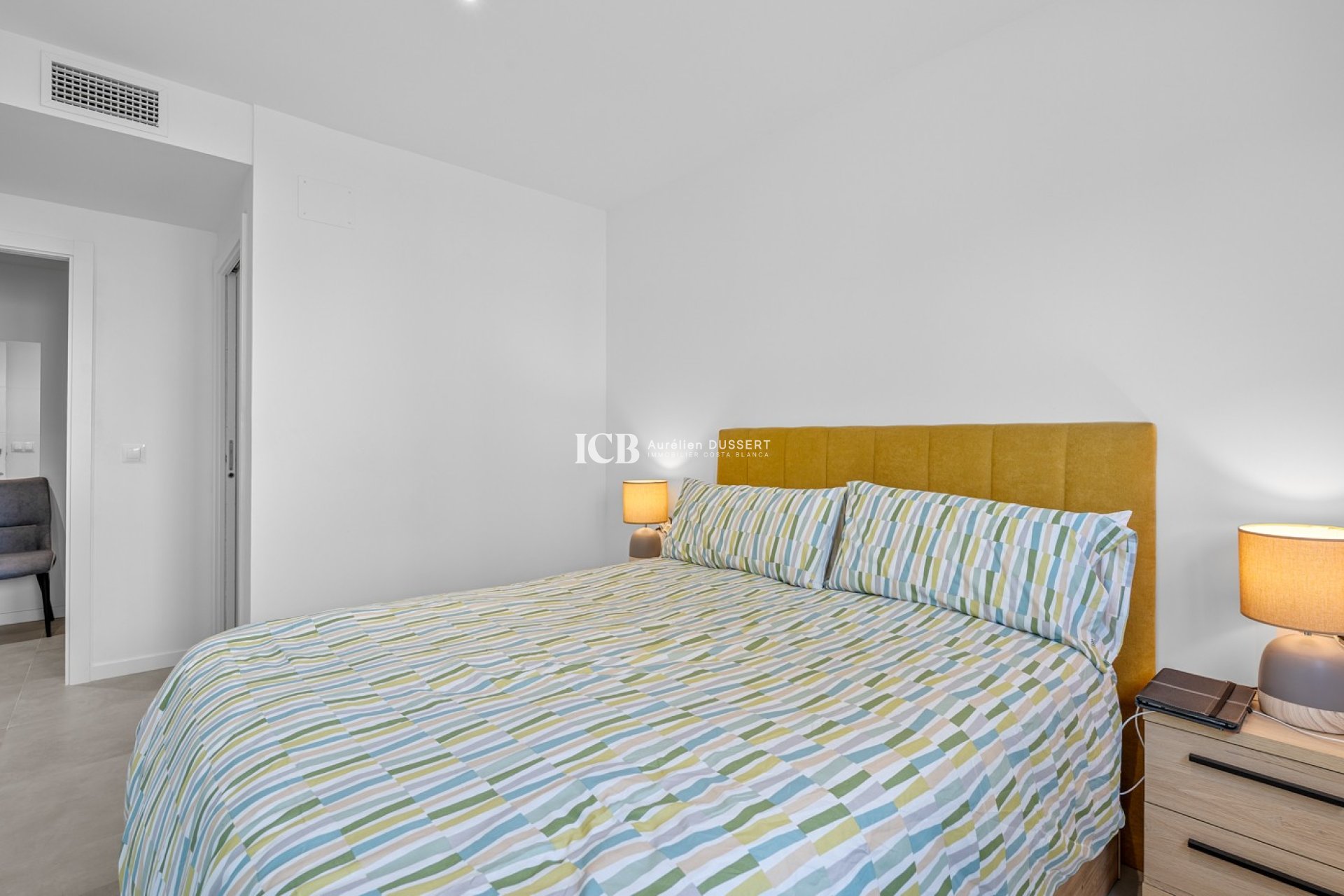 Revente - Appartement -
Orihuela Costa - Campoamor