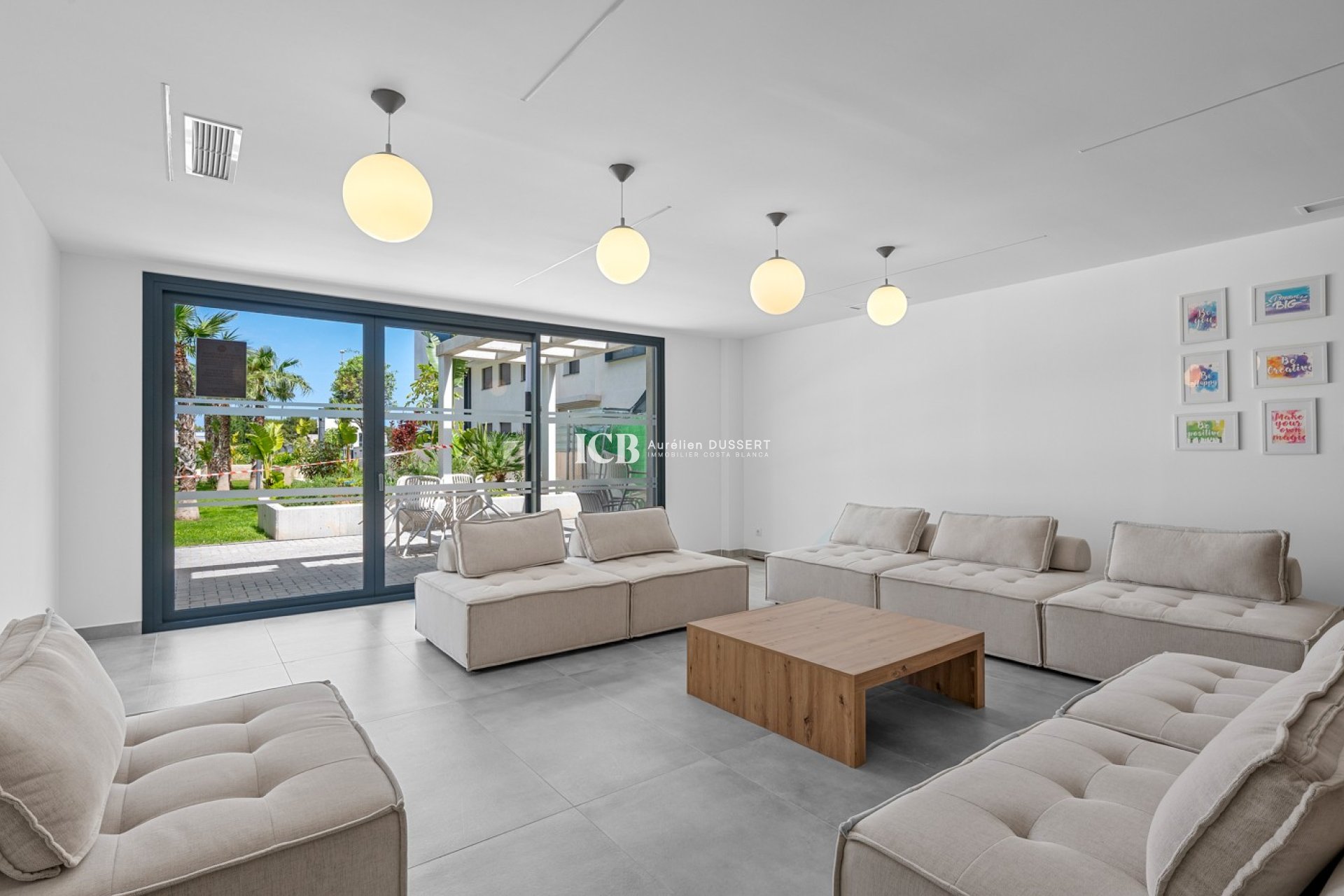 Revente - Appartement -
Orihuela Costa - Campoamor