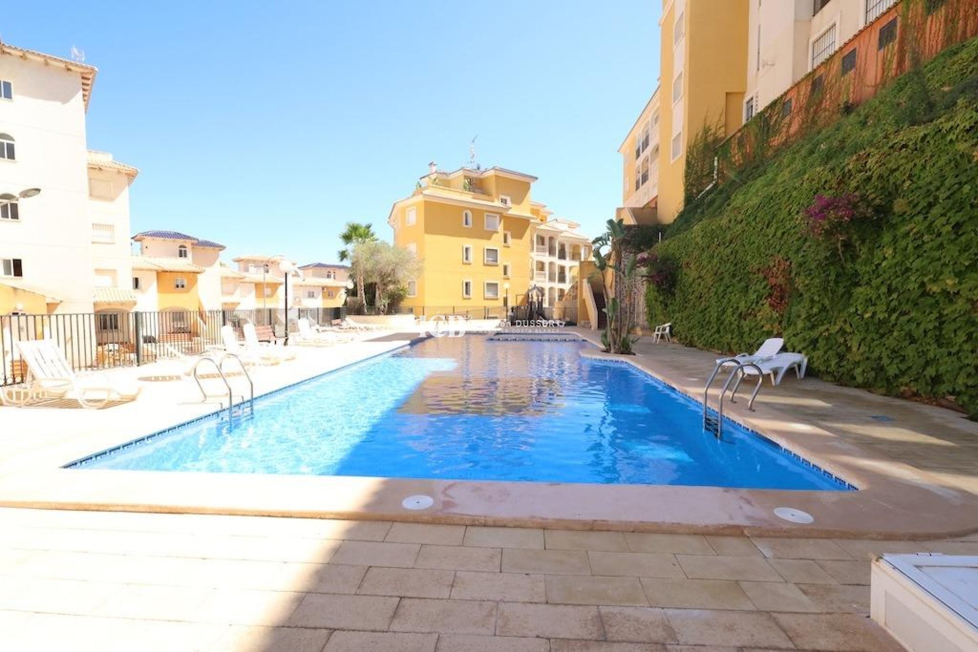 Revente - Appartement -
Orihuela Costa - Campoamor