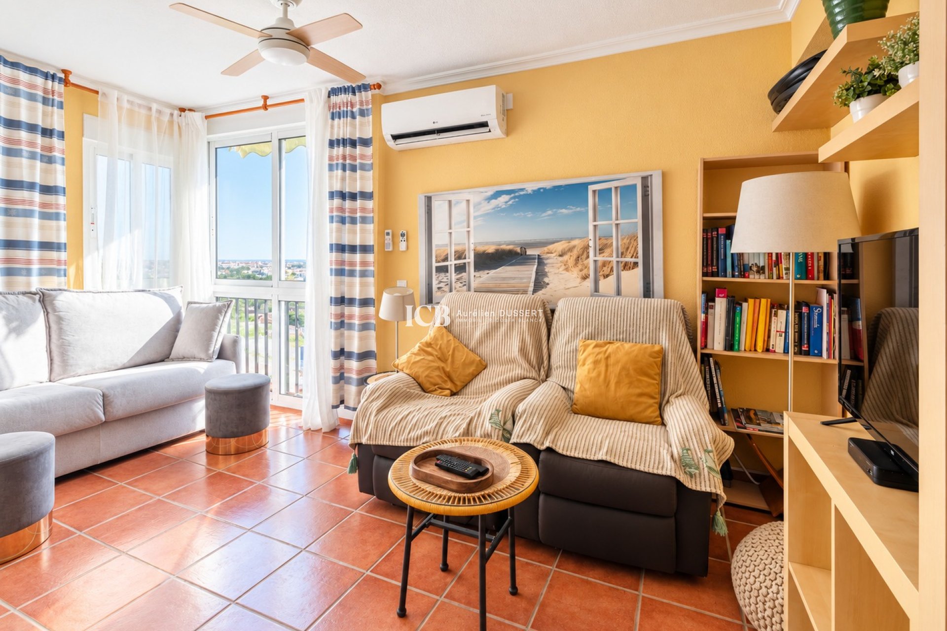 Revente - Appartement -
Orihuela Costa - Campoamor