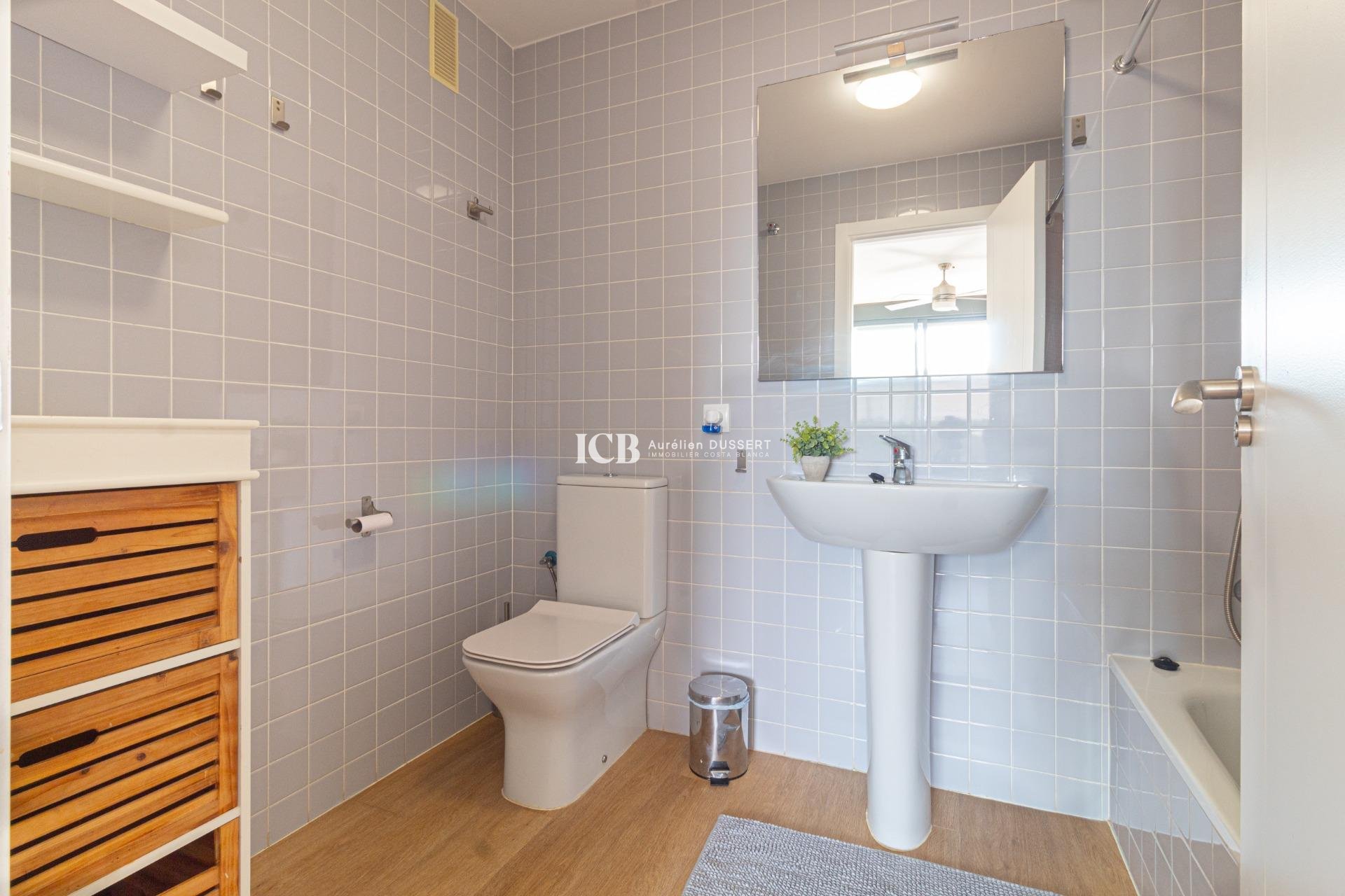 Revente - Appartement -
Orihuela Costa - Los Dolses