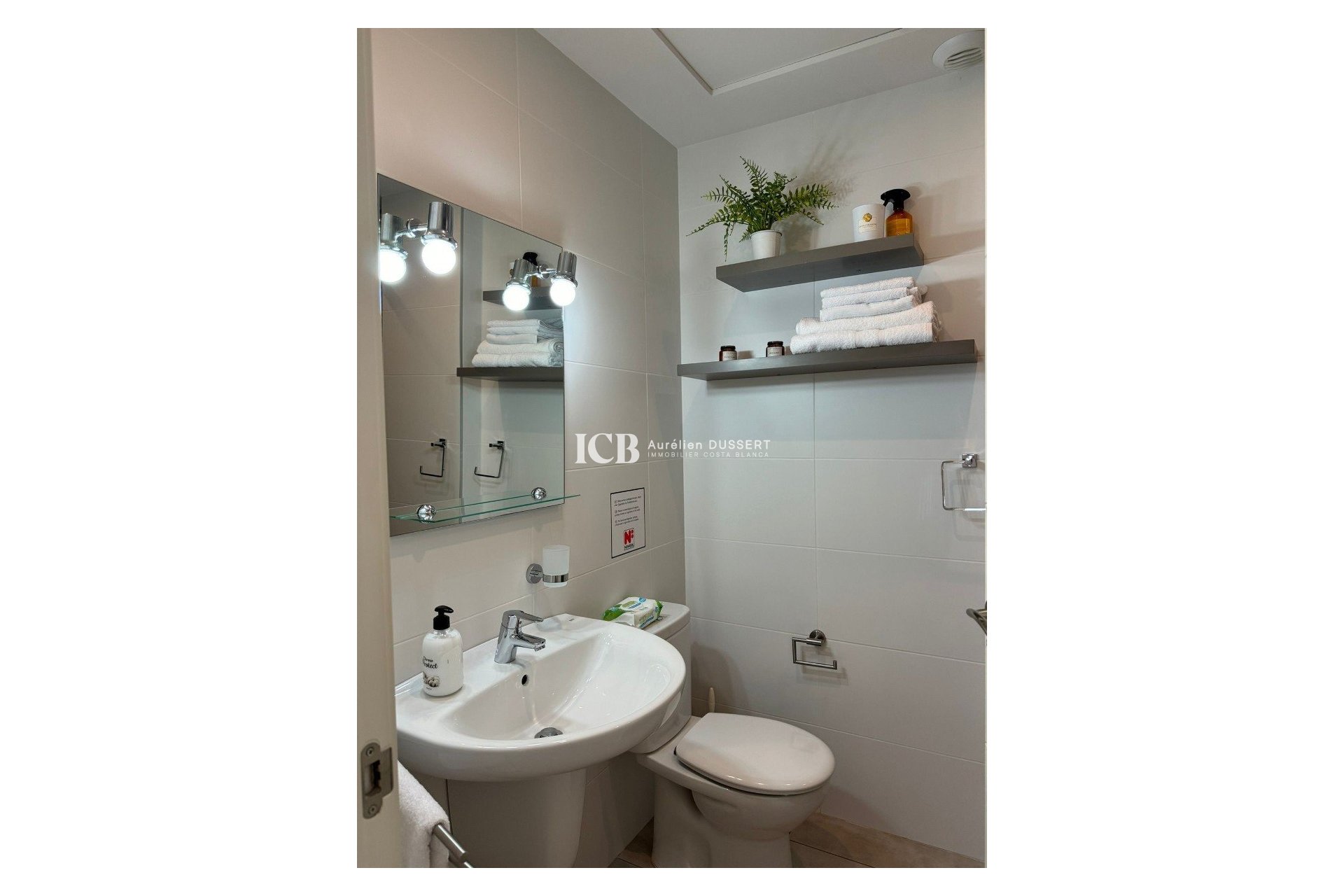 Revente - Appartement -
Orihuela Costa - Los Dolses