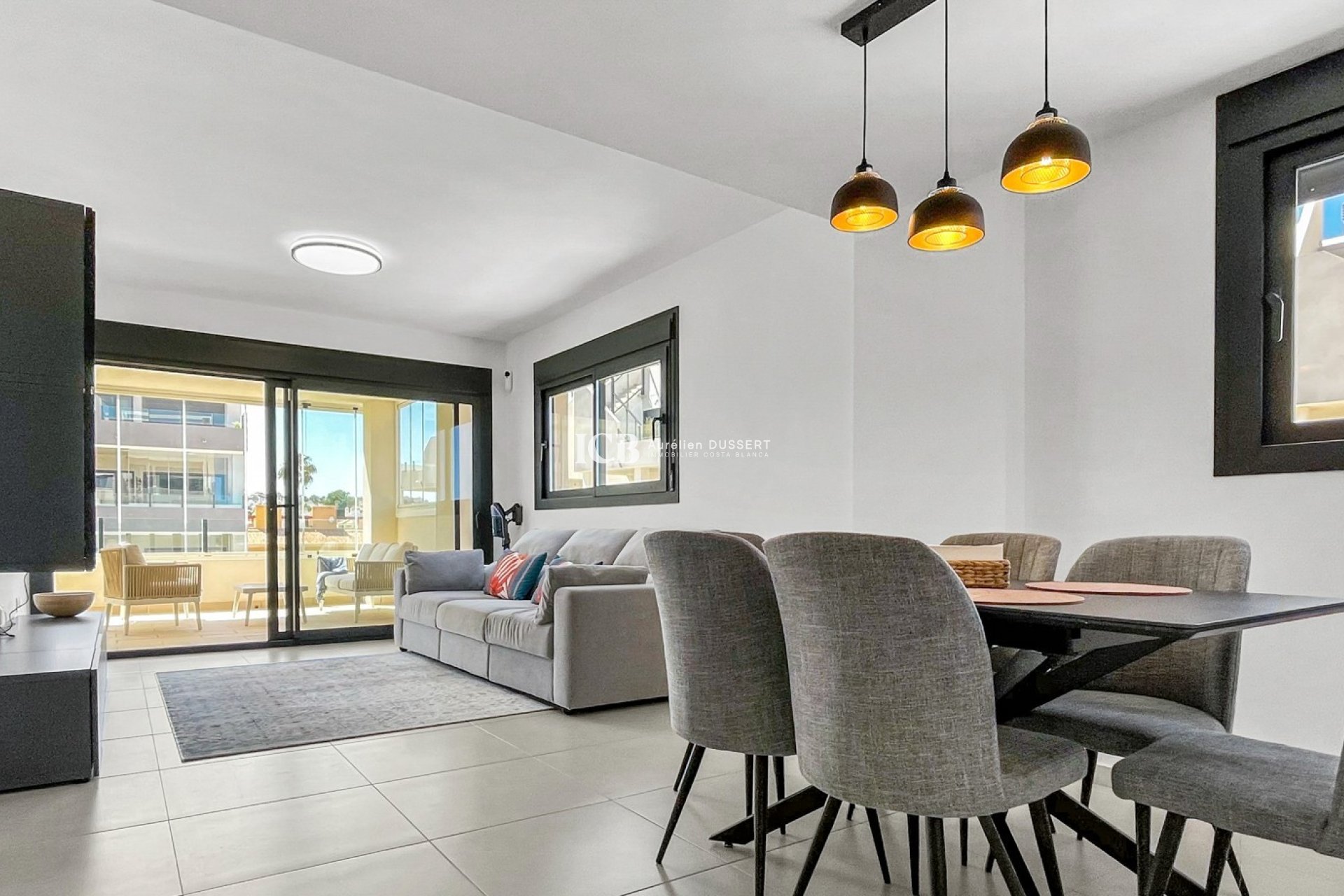 Revente - Appartement -
Orihuela Costa - Los Dolses